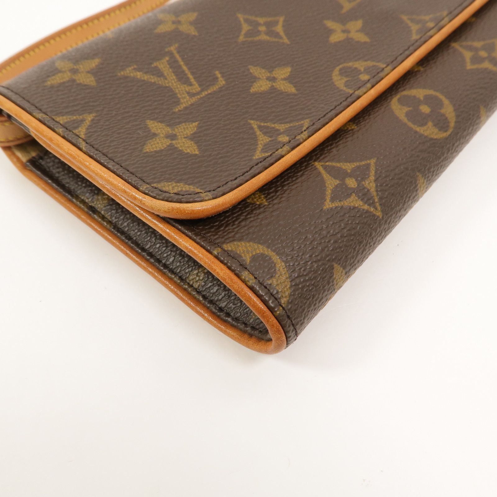 Pochette Twin GM, Monogram — view 9