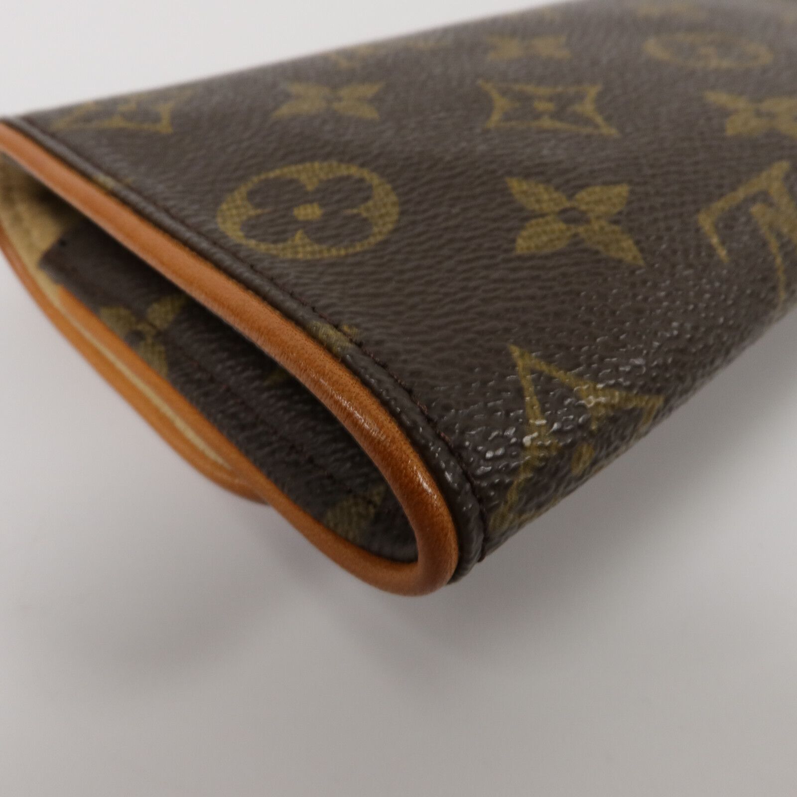 Pochette Twin PM, Monogram — view 12