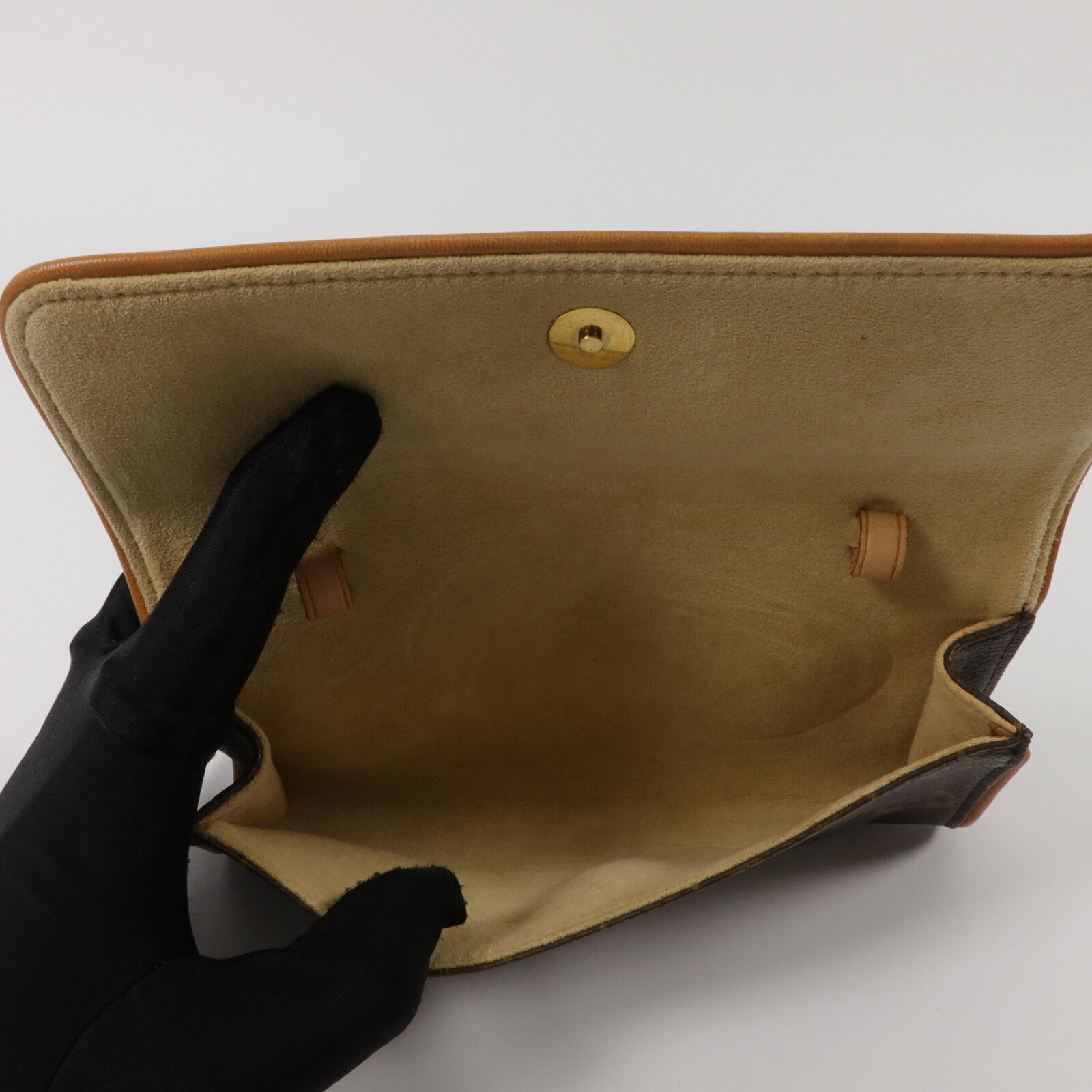 Pochette Twin PM, Monogram — view 5