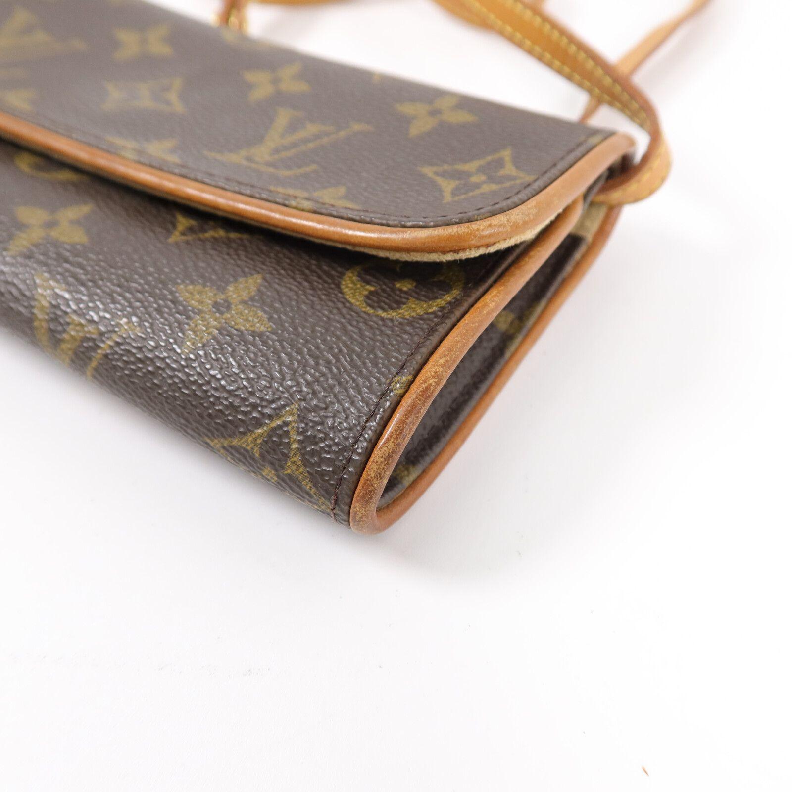 Pochette Twin PM, Monogram — view 11