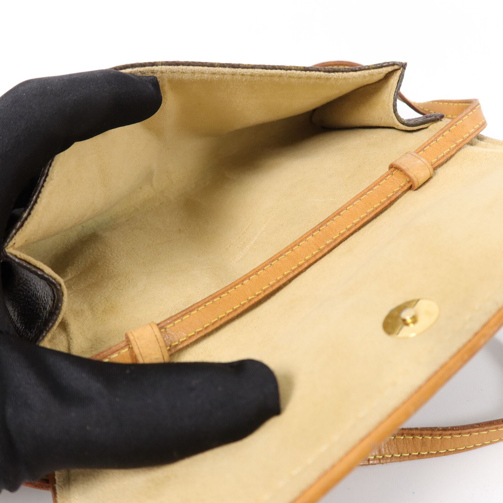 Pochette Twin PM, Monogram — view 5