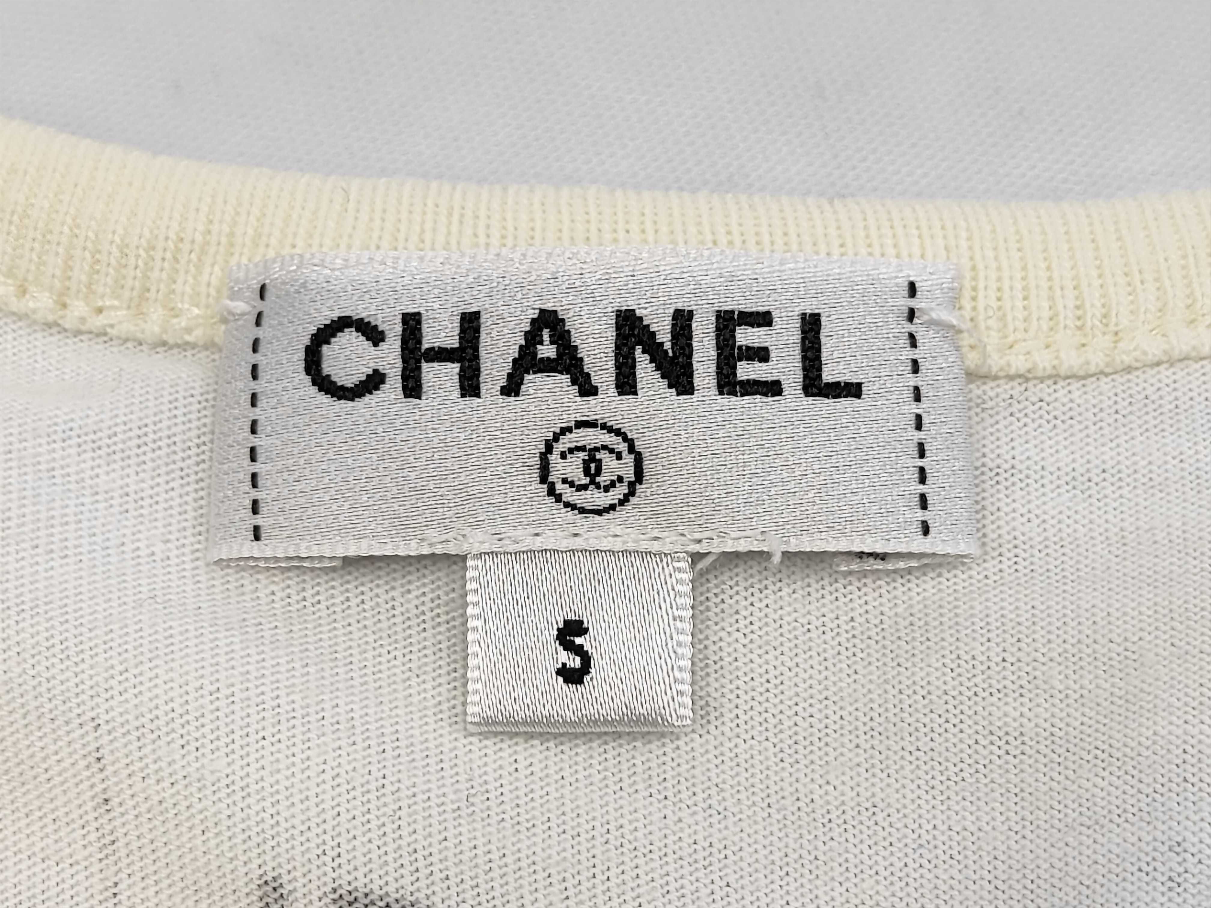 Chanel Short Sleeve Shirt P55821k07323 S Size Coco Beach Cut And Sew Tshirt — view 3