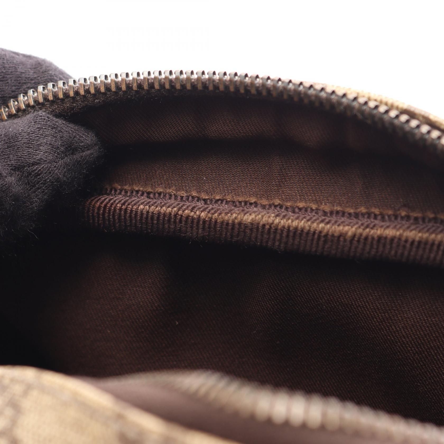 GG Supreme Messenger Bag — view 5