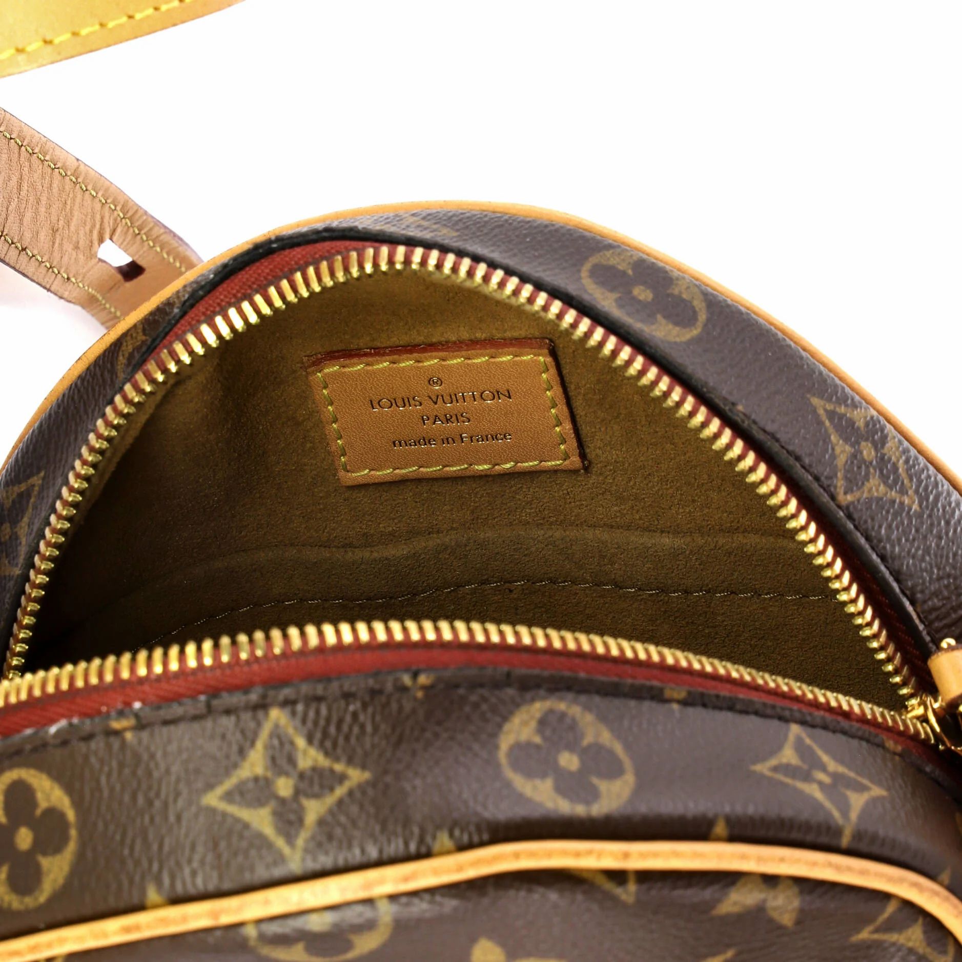 Boite Chapeau Souple PM, Monogram — view 6