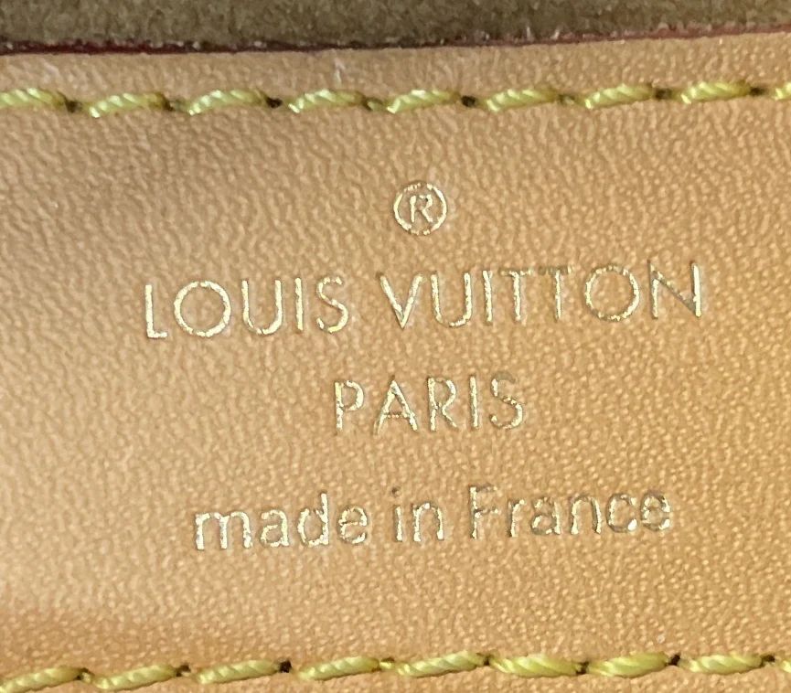 Boite Chapeau Souple PM, Monogram — view 9
