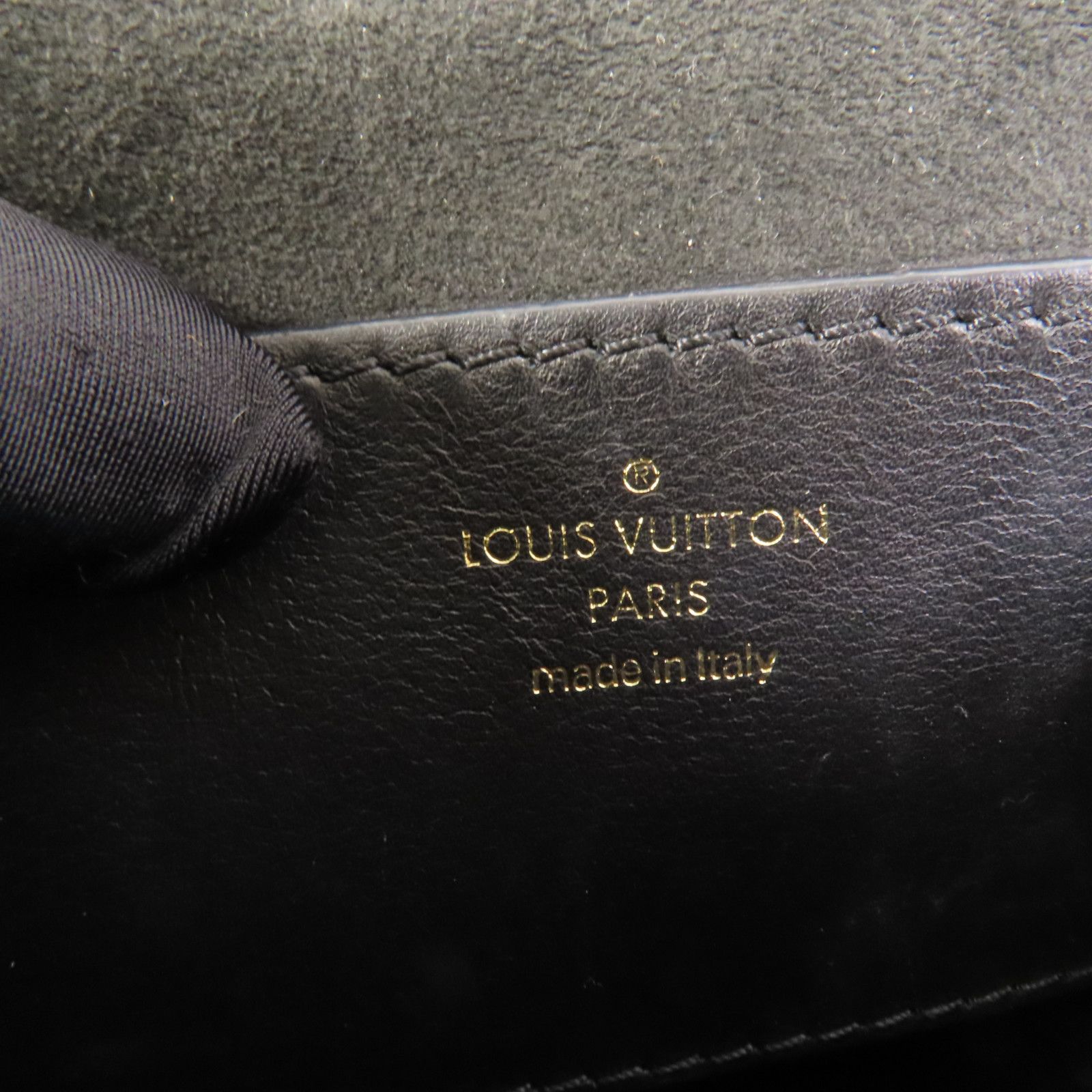 New Wave Multi Pochette, Calf Leather Quilted — view 10