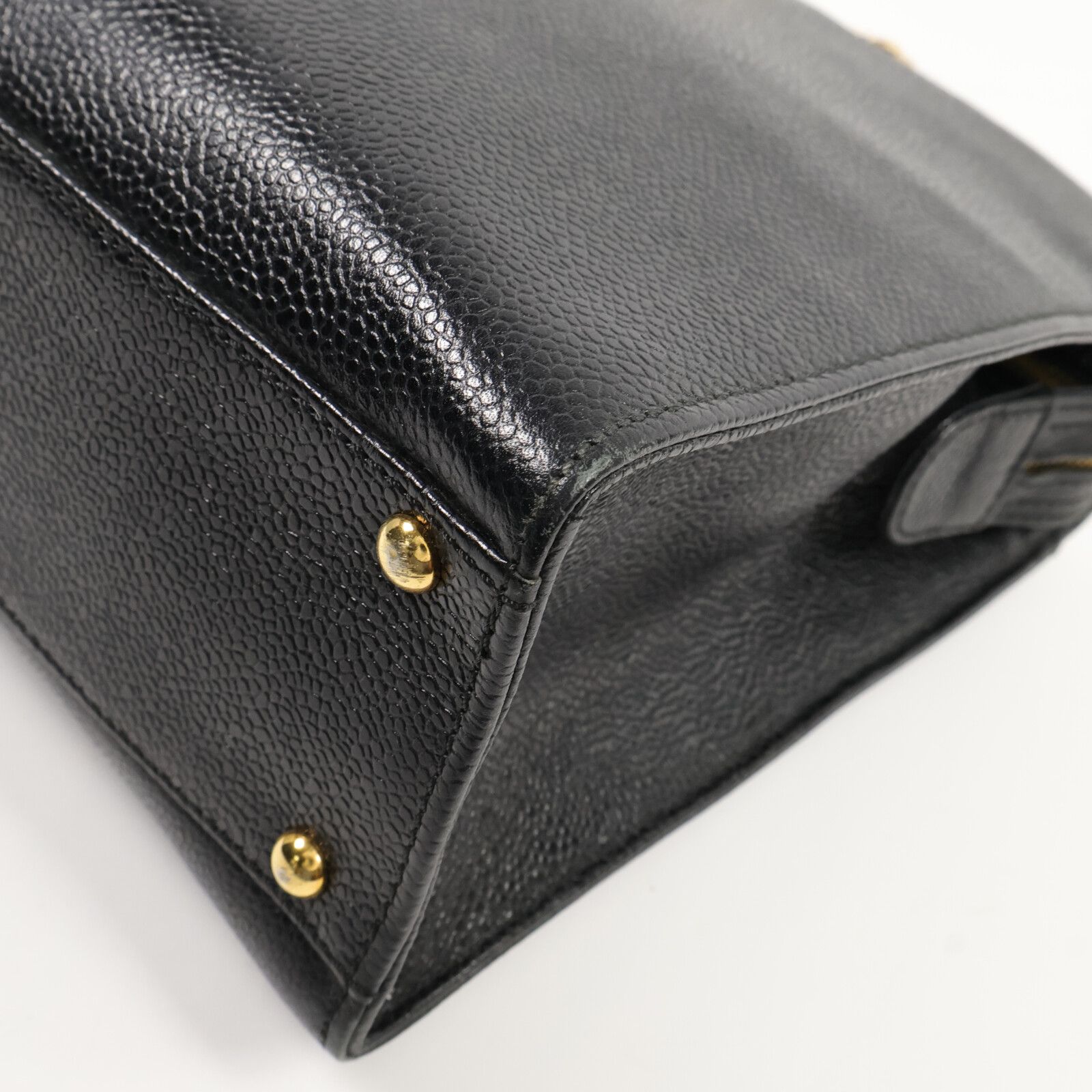 Vintage CC Caviar Chain Turn Lock Tote w/GHW — view 11