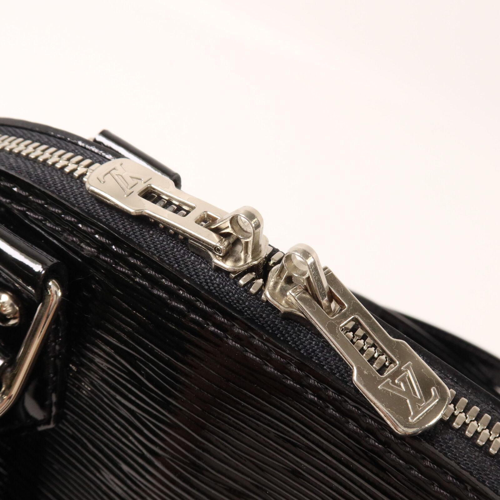 Epi Electric Alma Bb Ginko Hand-hound Shoulder Bag Black 2way Shoulder Bag M 4031n — view 9