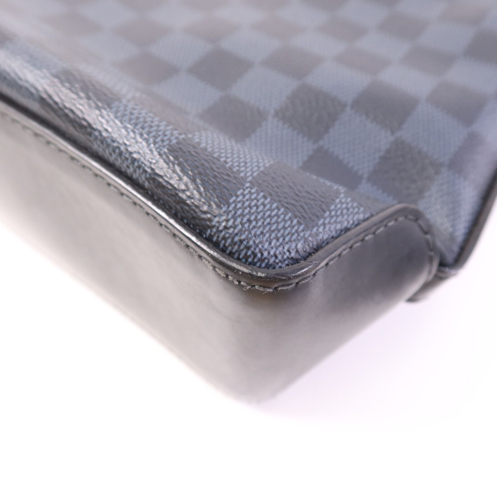 Greenwich Messenger, Damier Cobalt — view 13