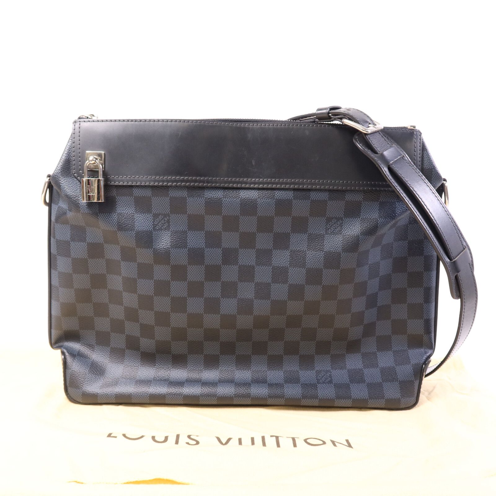 Greenwich Messenger, Damier Cobalt — view 10