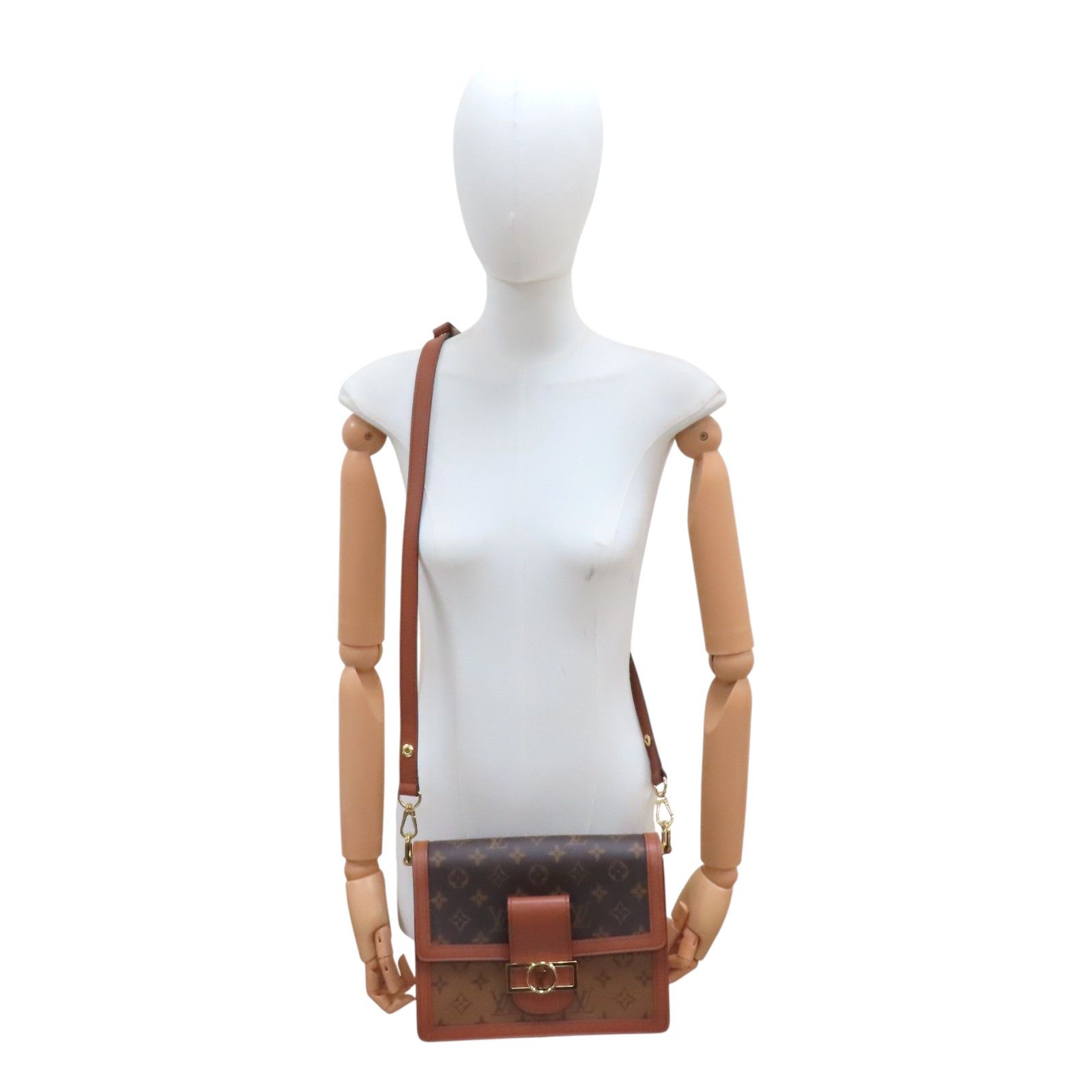 Shoulder Handbag M 45958, Brown — view 15