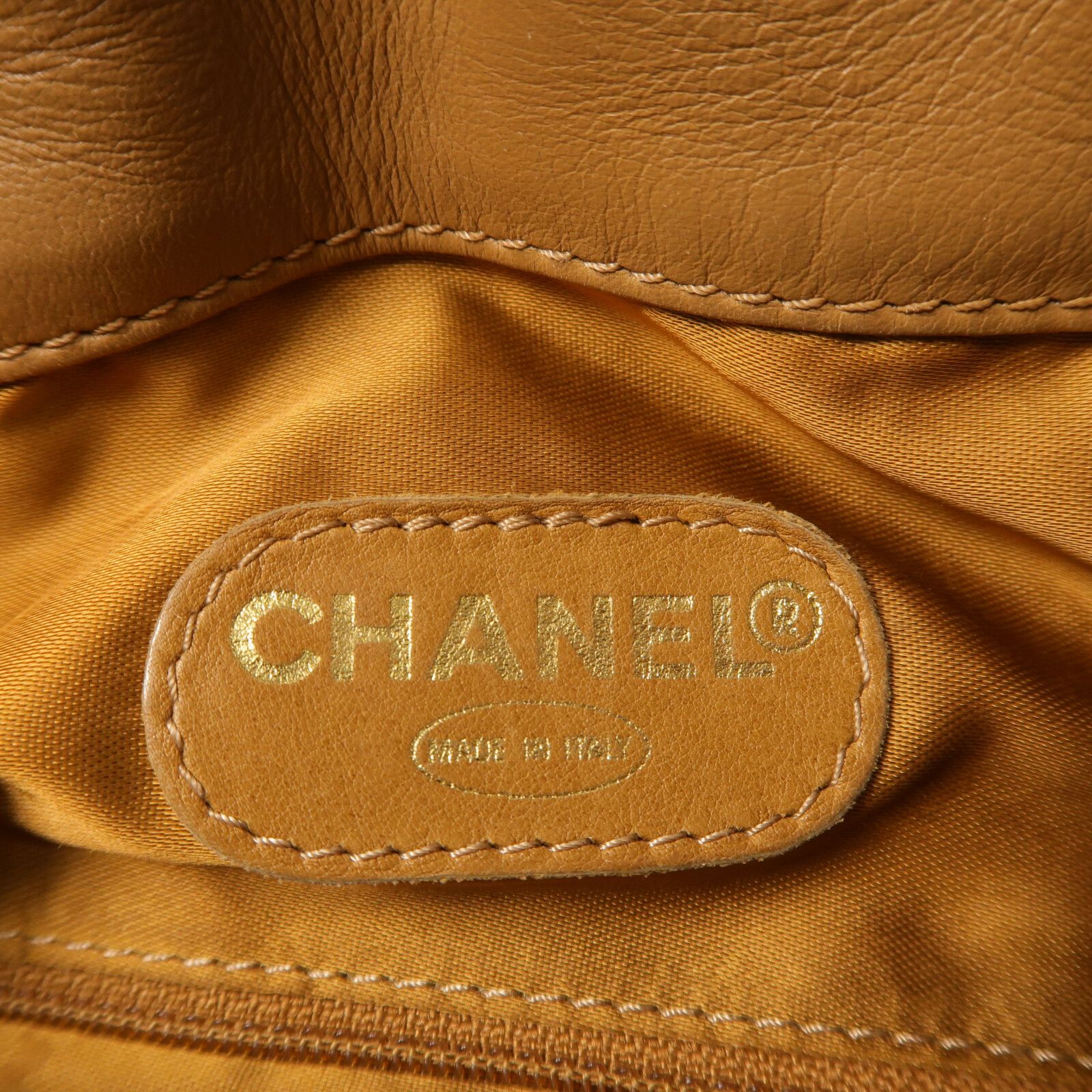 Vintage Resin Handle Drawstring Bucket Bag — view 6