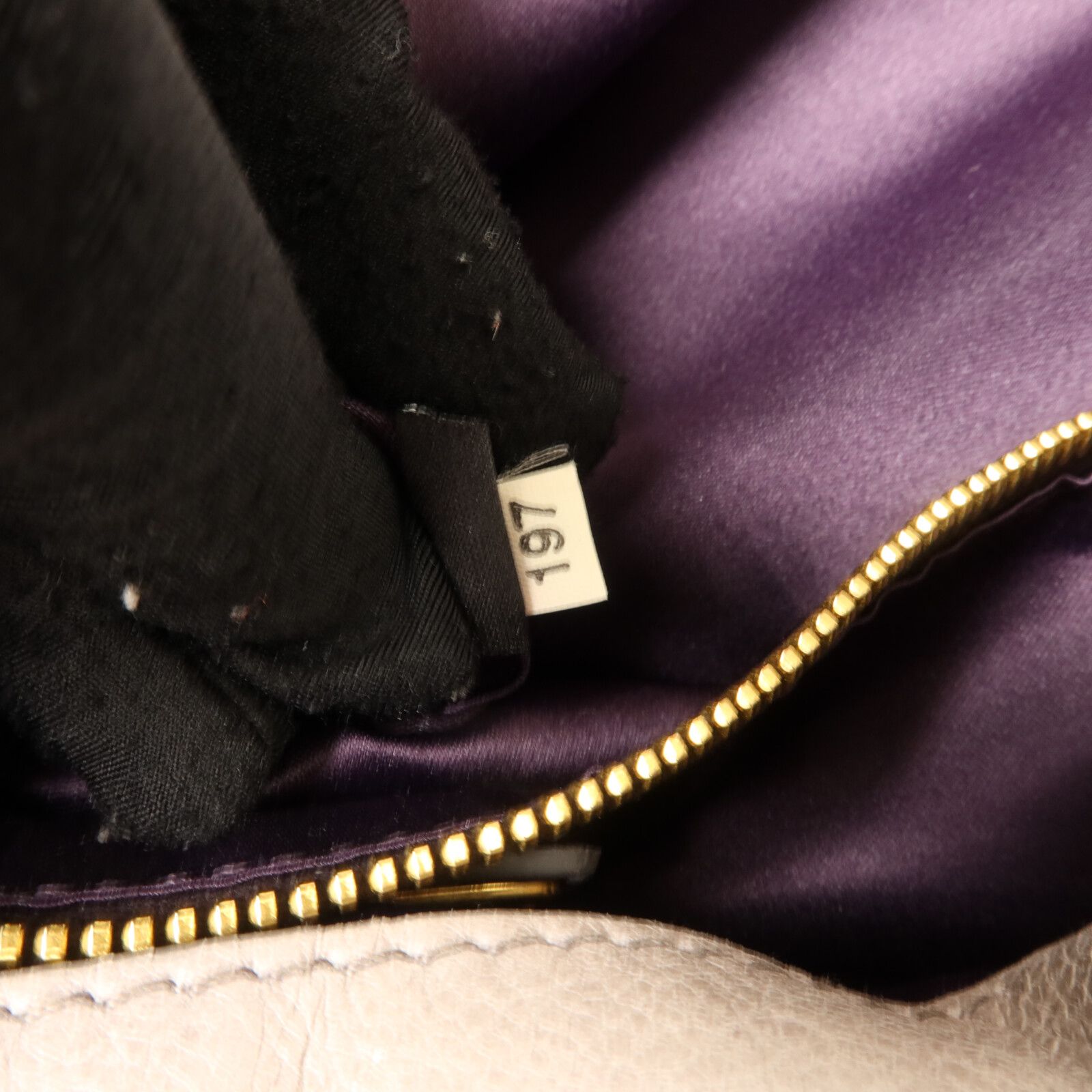 Vitello Lux Bow Bag — view 7