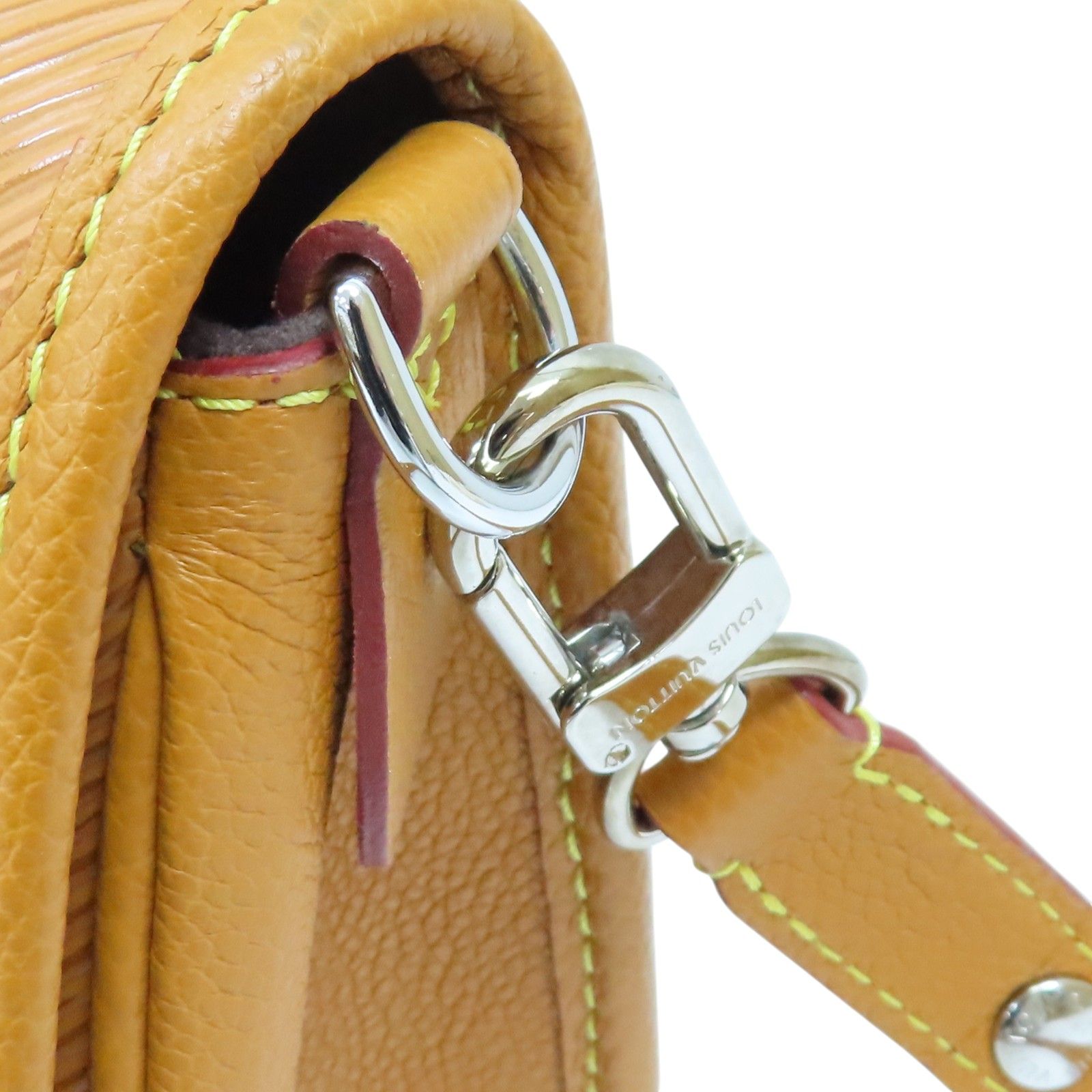 Buci Shoulder Bag Epi Leather Brown M 59459 — view 14