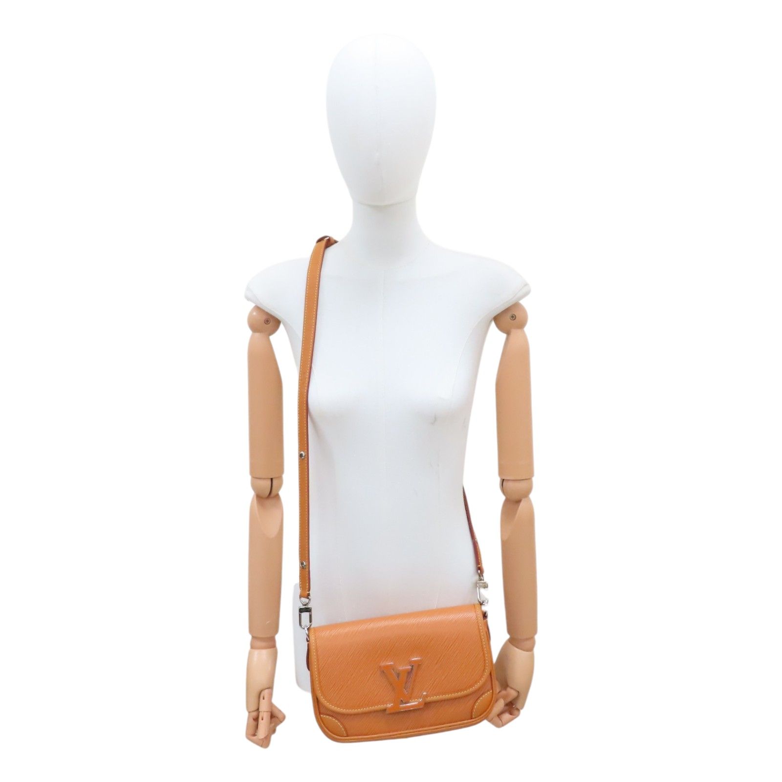 Buci Shoulder Bag Epi Leather Brown M 59459 — view 10