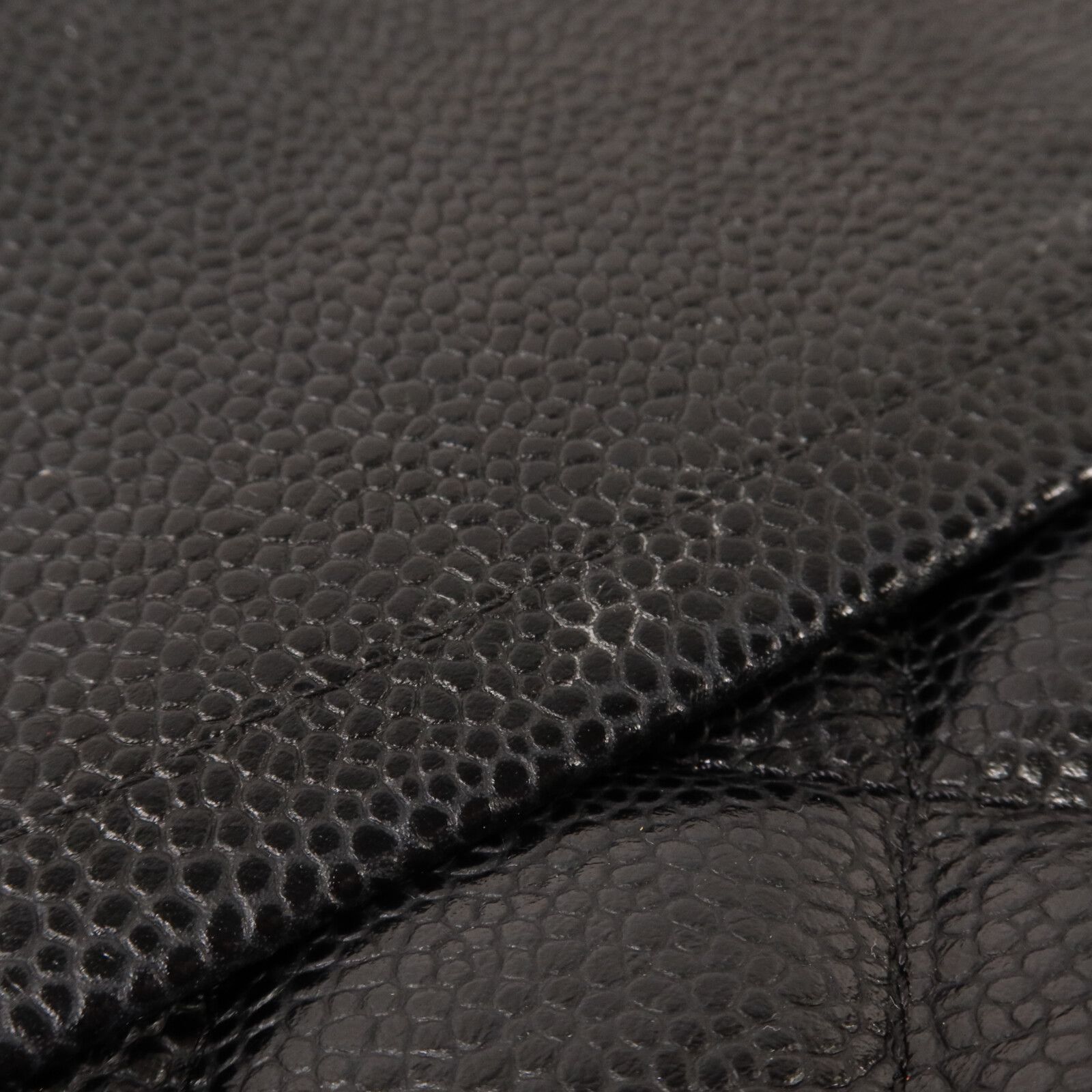 Black Cowhide Leather Large Classic Crossbody Back Bag Calfskin (cowhide) — view 16