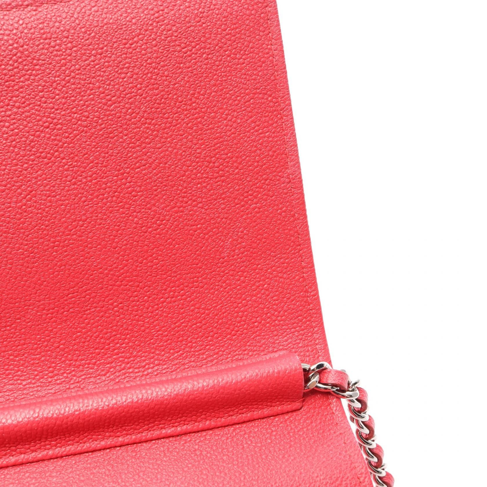 Red Chevron V Stitch Chain Wallet Shoulder Bag Calfskin (cowhide) — view 11