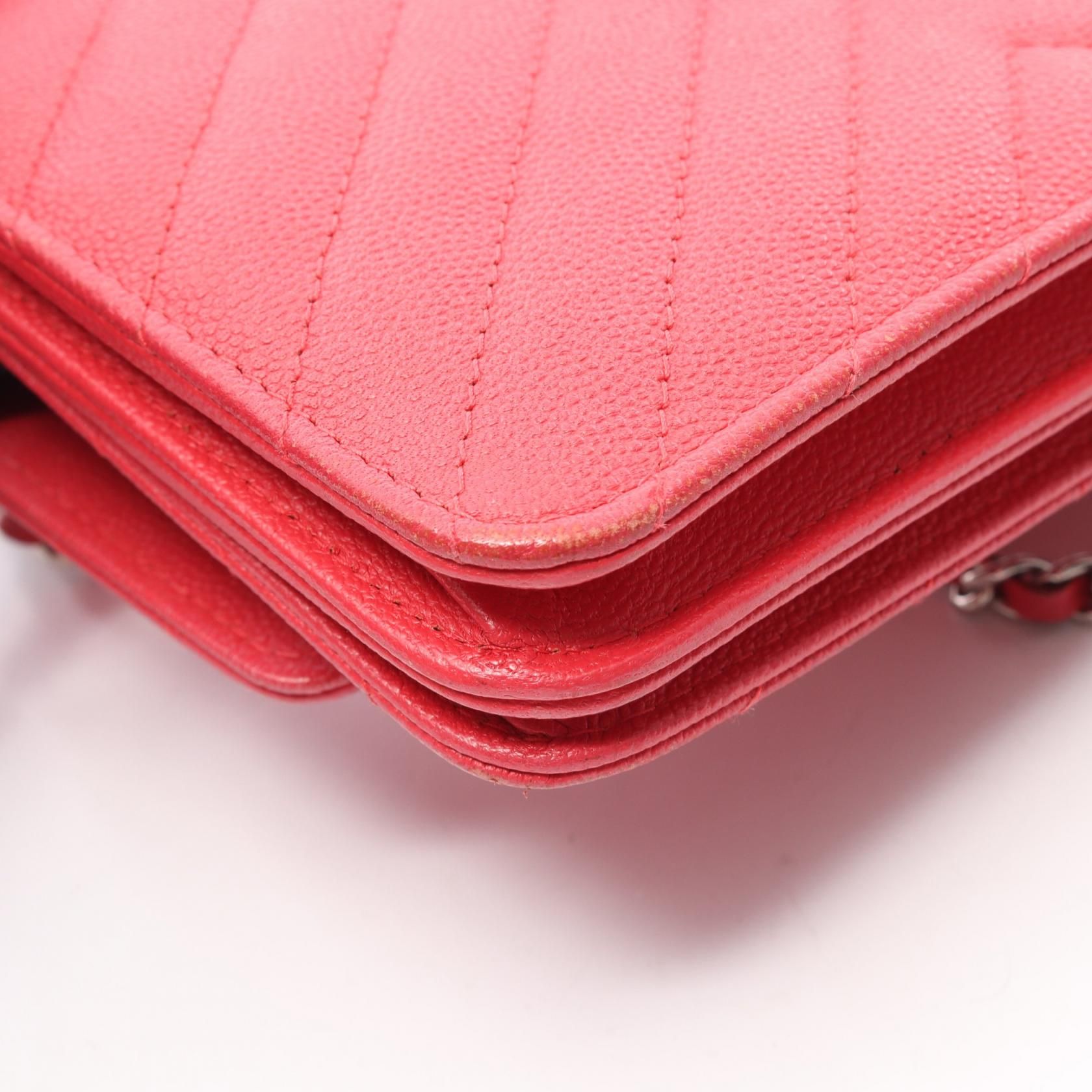 Red Chevron V Stitch Chain Wallet Shoulder Bag Calfskin (cowhide) — view 17