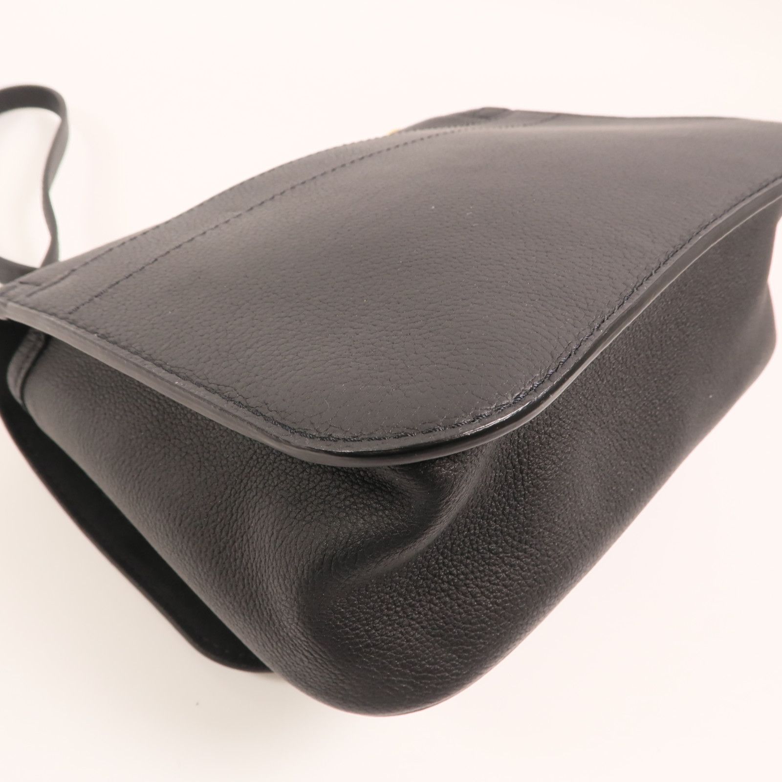 Leather Lock Me Golden Strap Shoulder Back Bag Black Shoulder Bag M 57073, Black — view 11