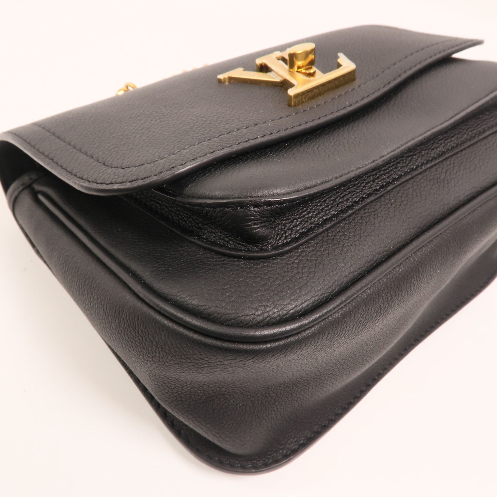 Leather Lock Me Golden Strap Shoulder Back Bag Black Shoulder Bag M 57073, Black — view 9
