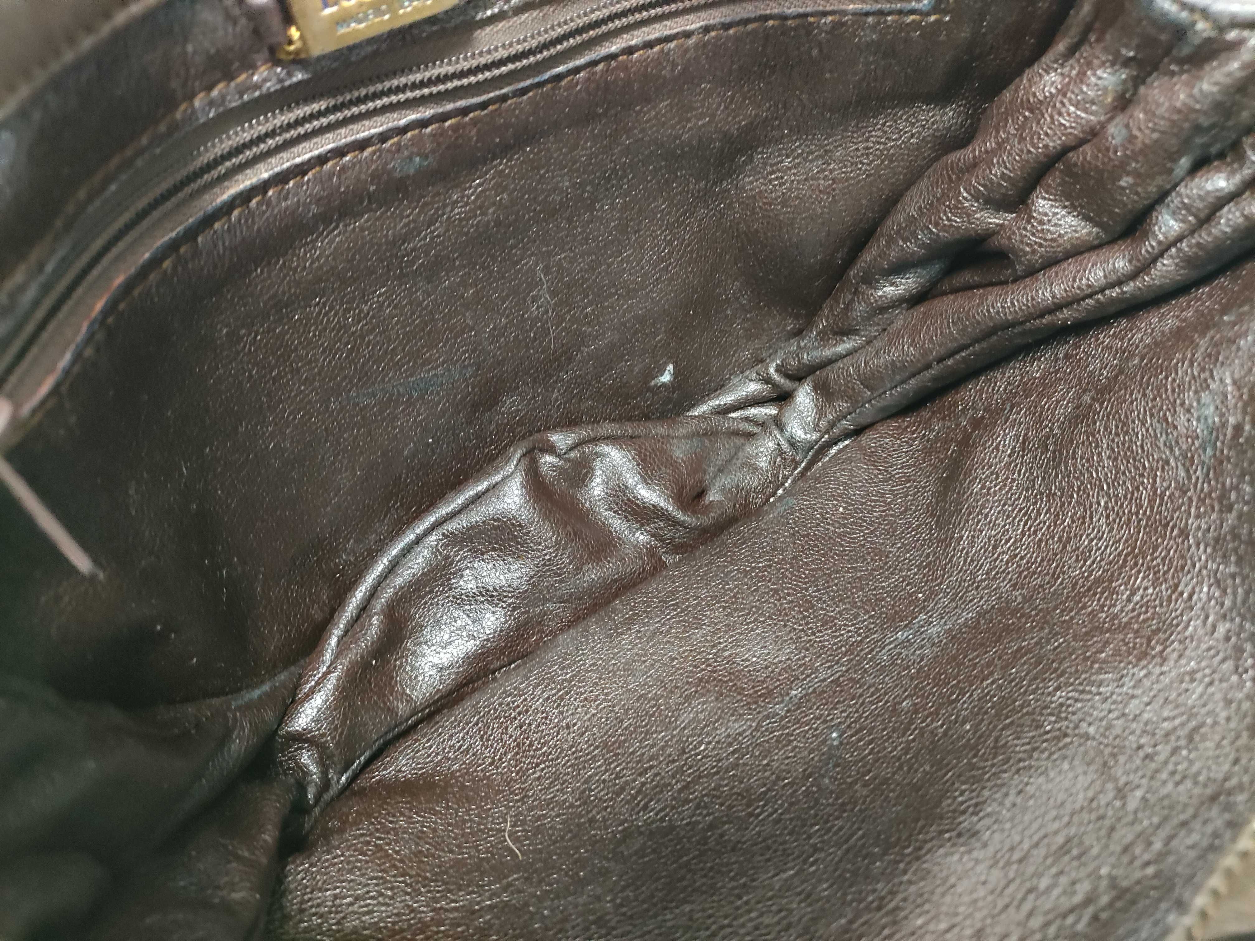 Anagram Shoulder Bag Leather — view 12