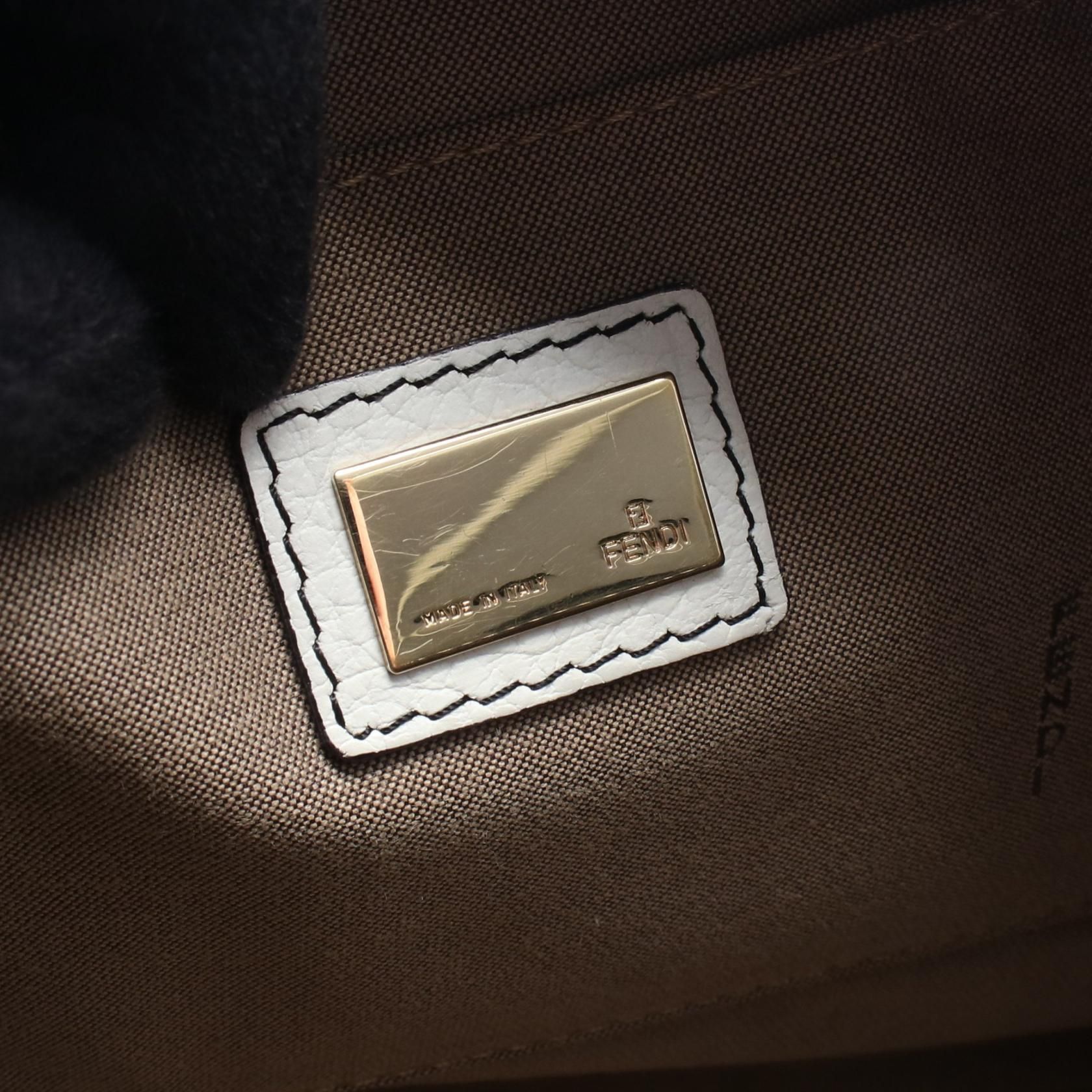 Zucchino Shoulder/Crossbody Bag — view 4