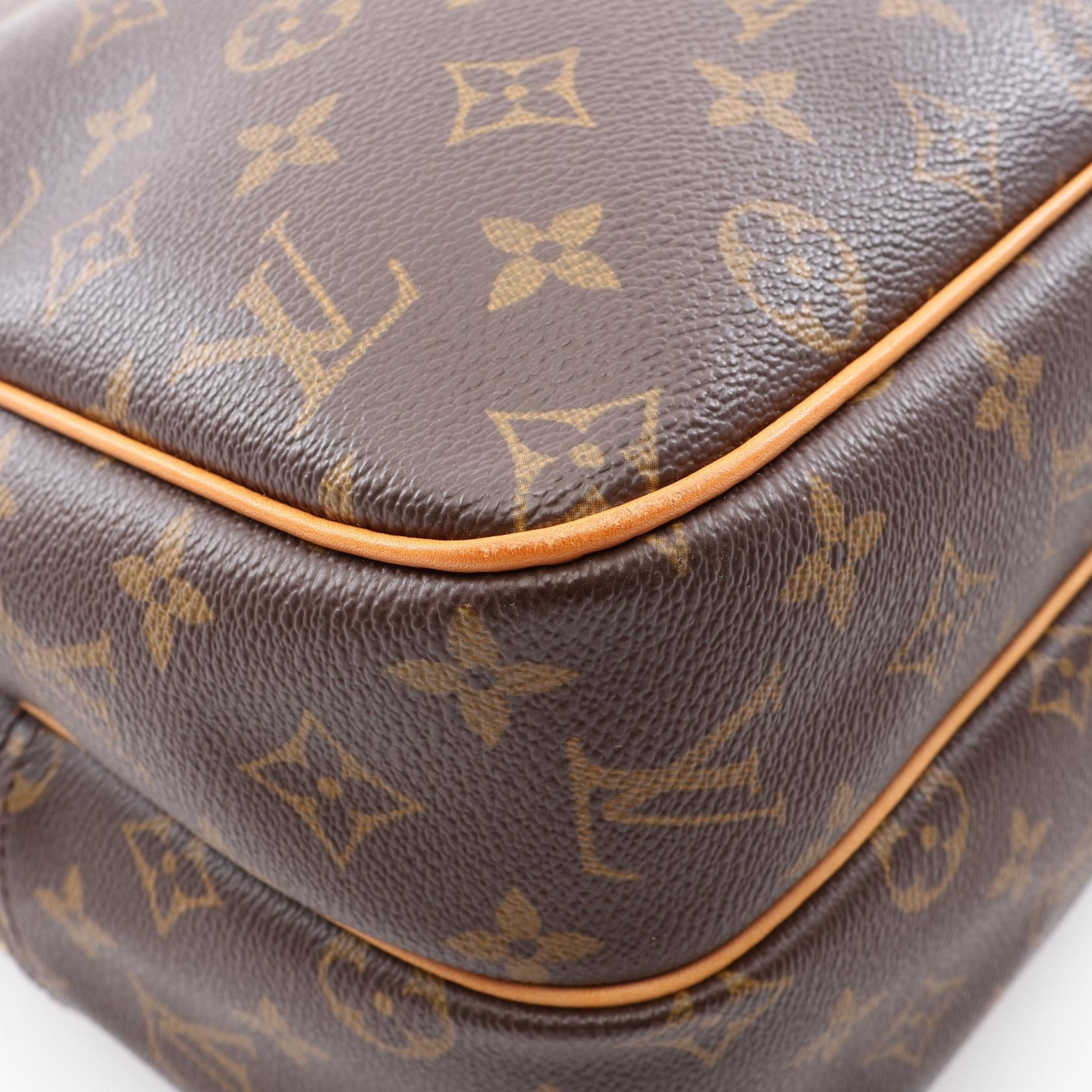 Reporter GM, Monogram — view 13