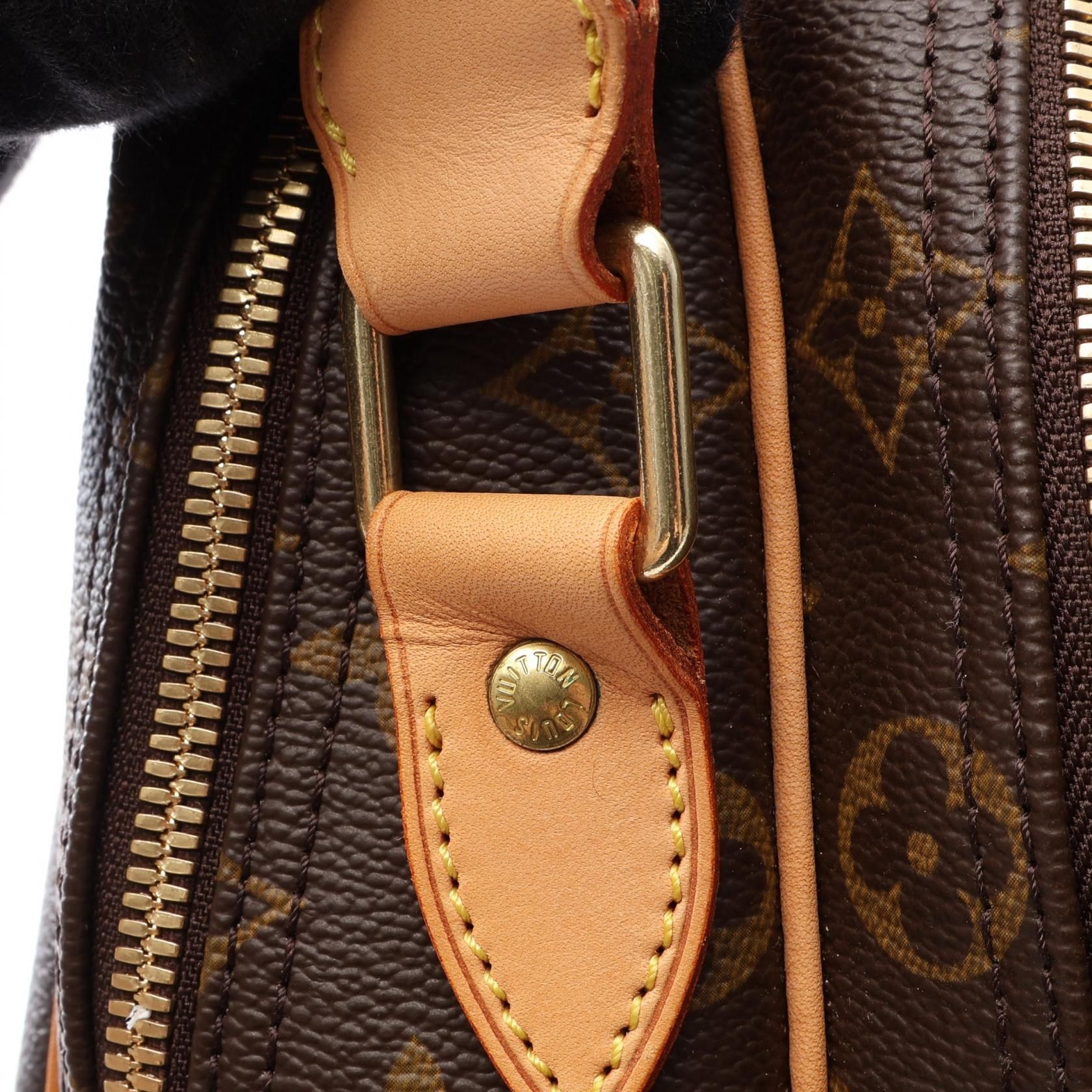 Reporter GM, Monogram — view 14
