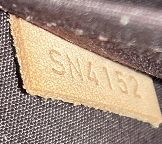 Alma Handbag Monogram Vernis Pm — view 8