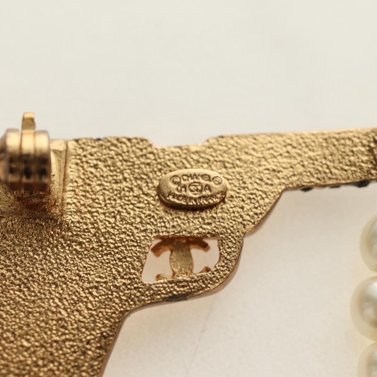 Gold Tone Cc Auth, Gold — view 11