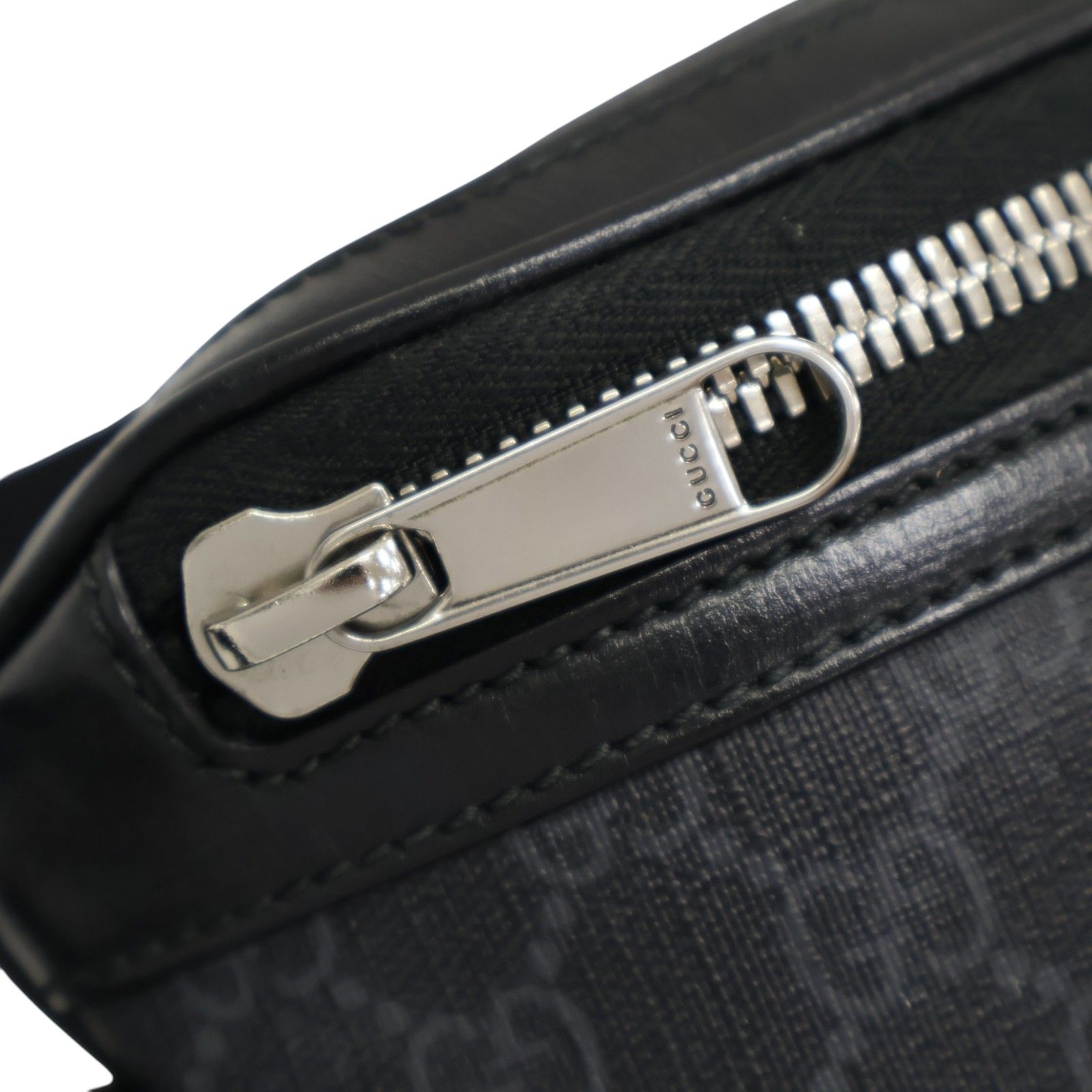 GG Supreme Belt Bag — view 7