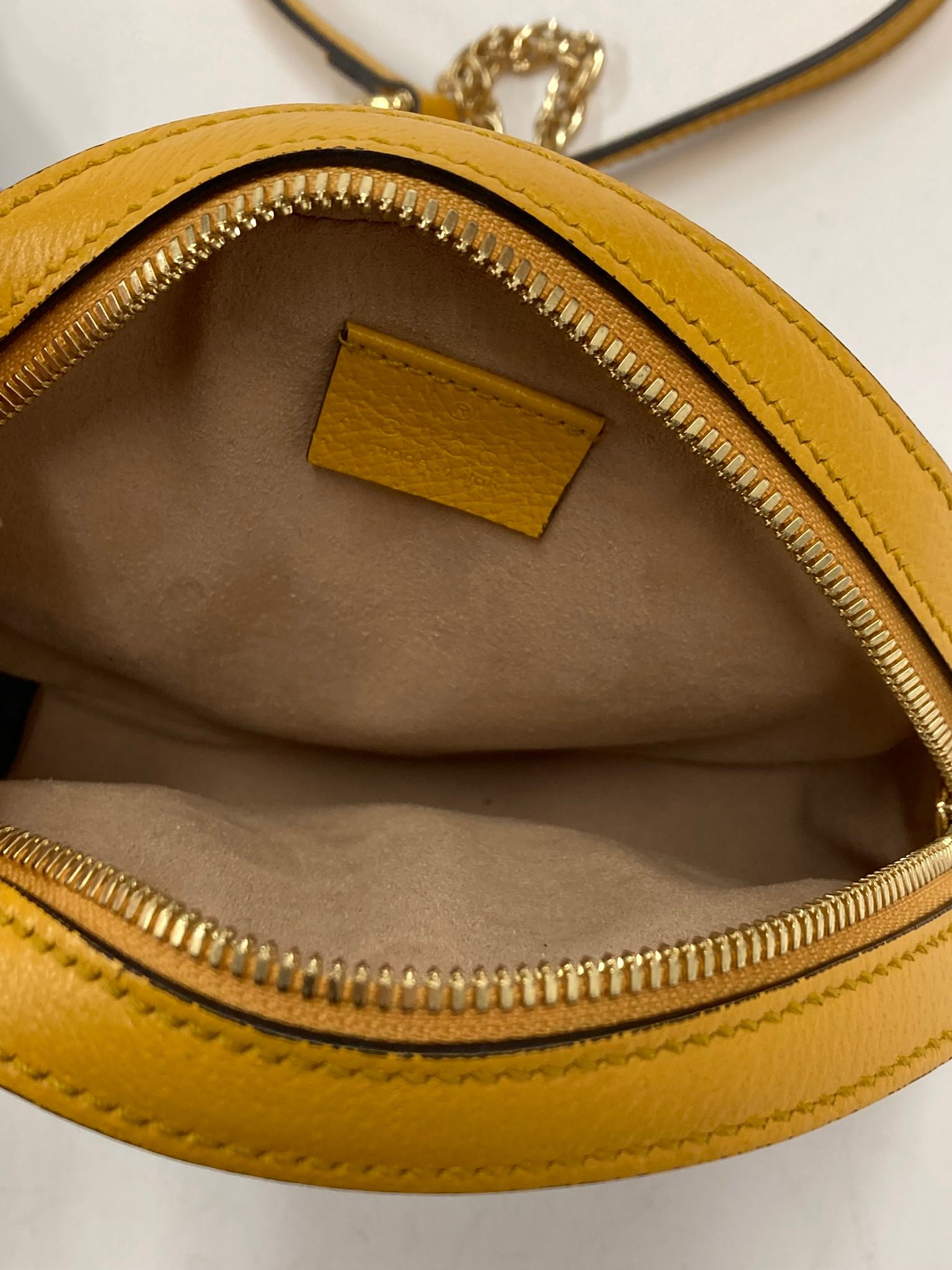 Ophidia Round Shoulder Bag, GG Supreme Flora — view 2