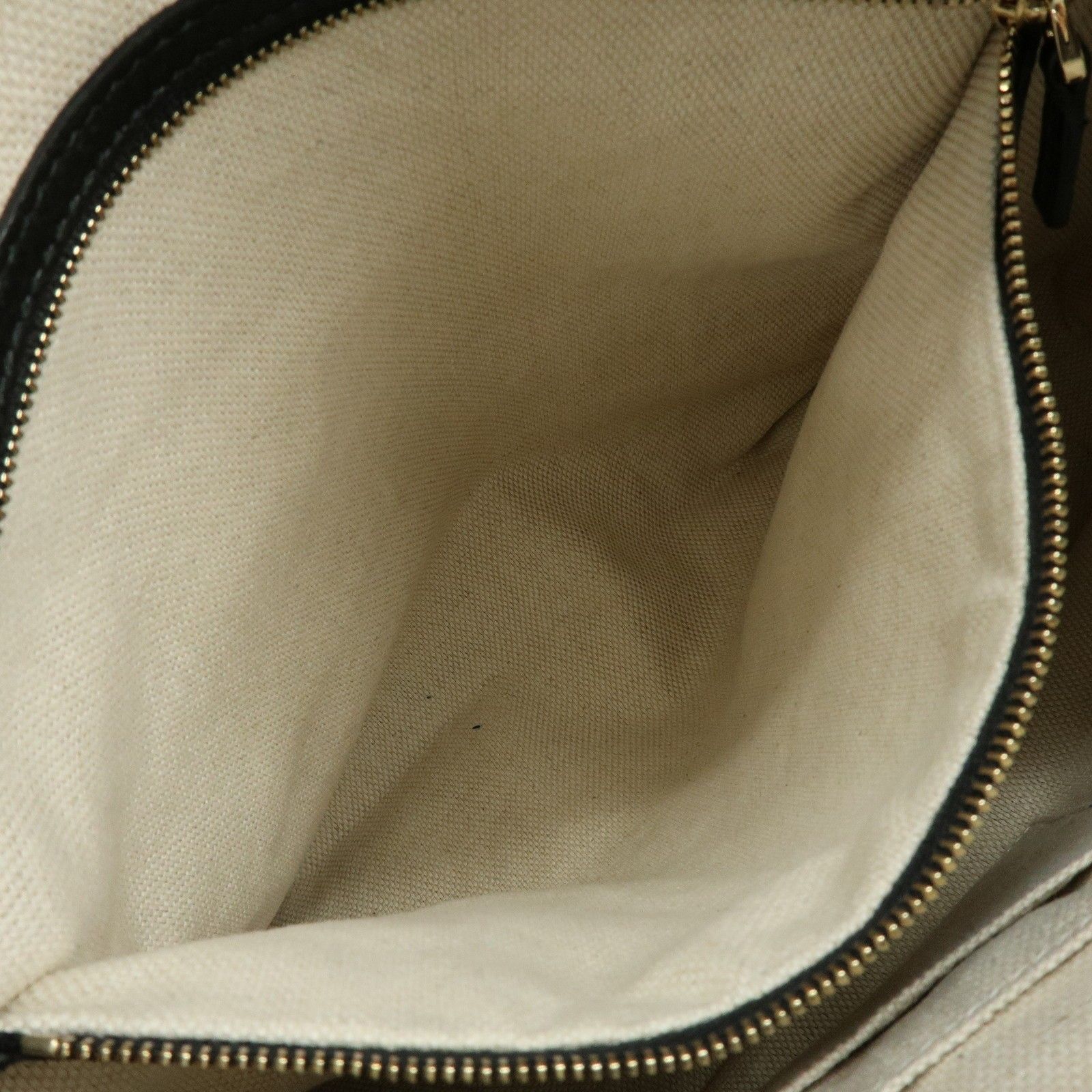 SOHO Interlocking G Leather 2Way Bag Shoulder Bag Black 408825 — view 21