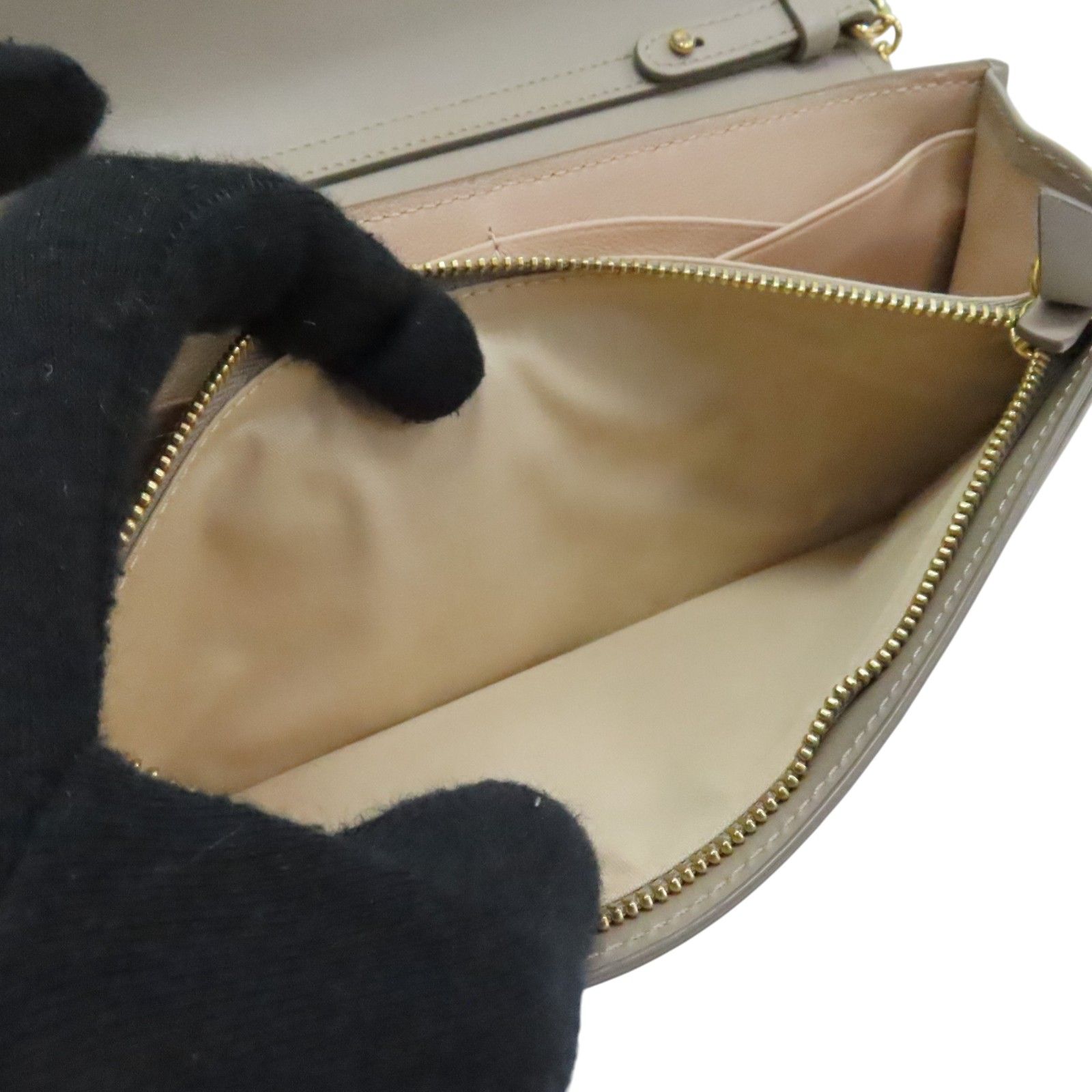 Calfskin Aby Wallet On Chain — view 4