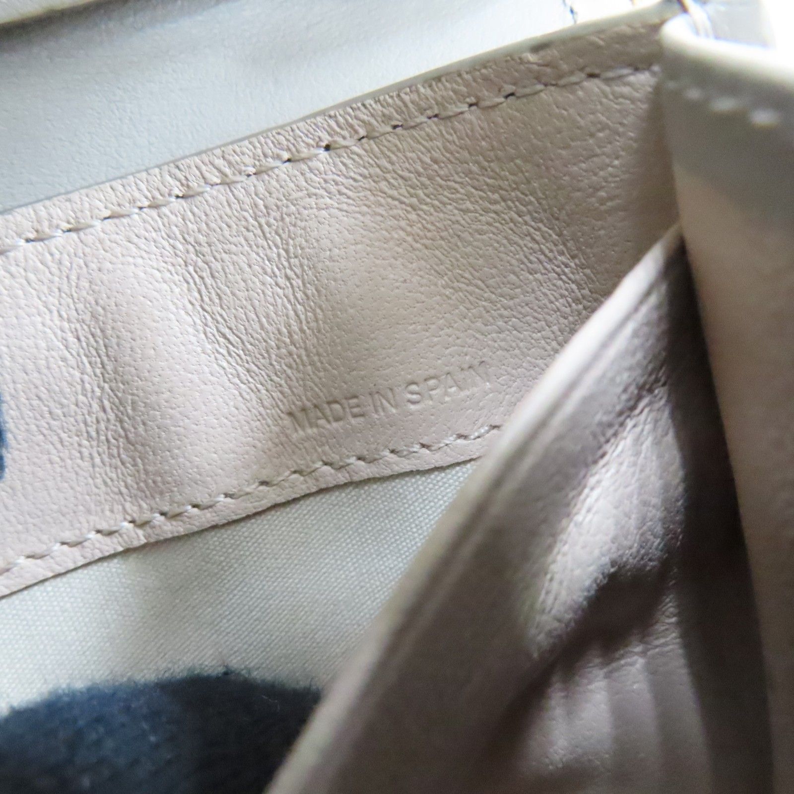 Calfskin Aby Wallet On Chain — view 7
