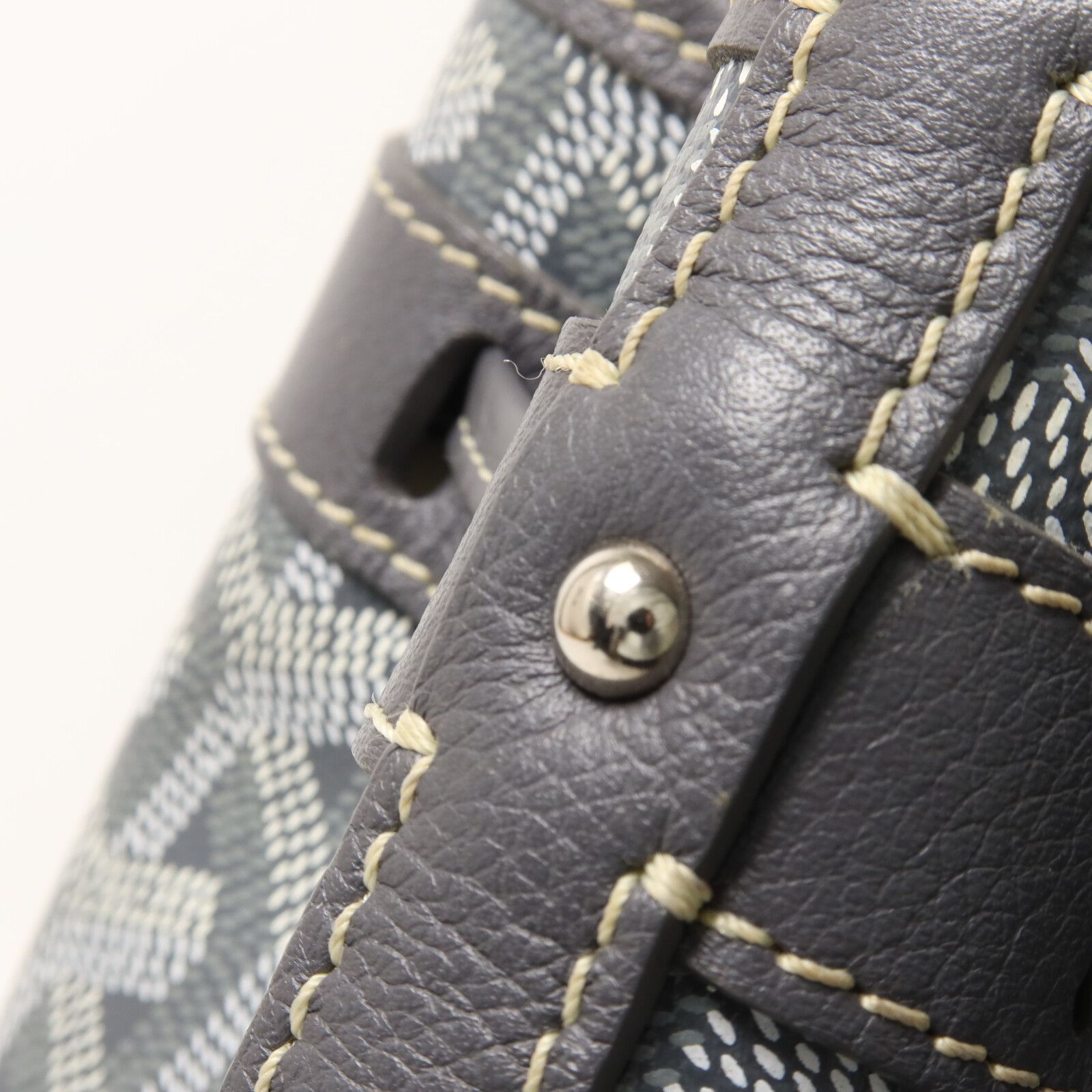 Goyardine Petit Flot Bucket Bag — view 8