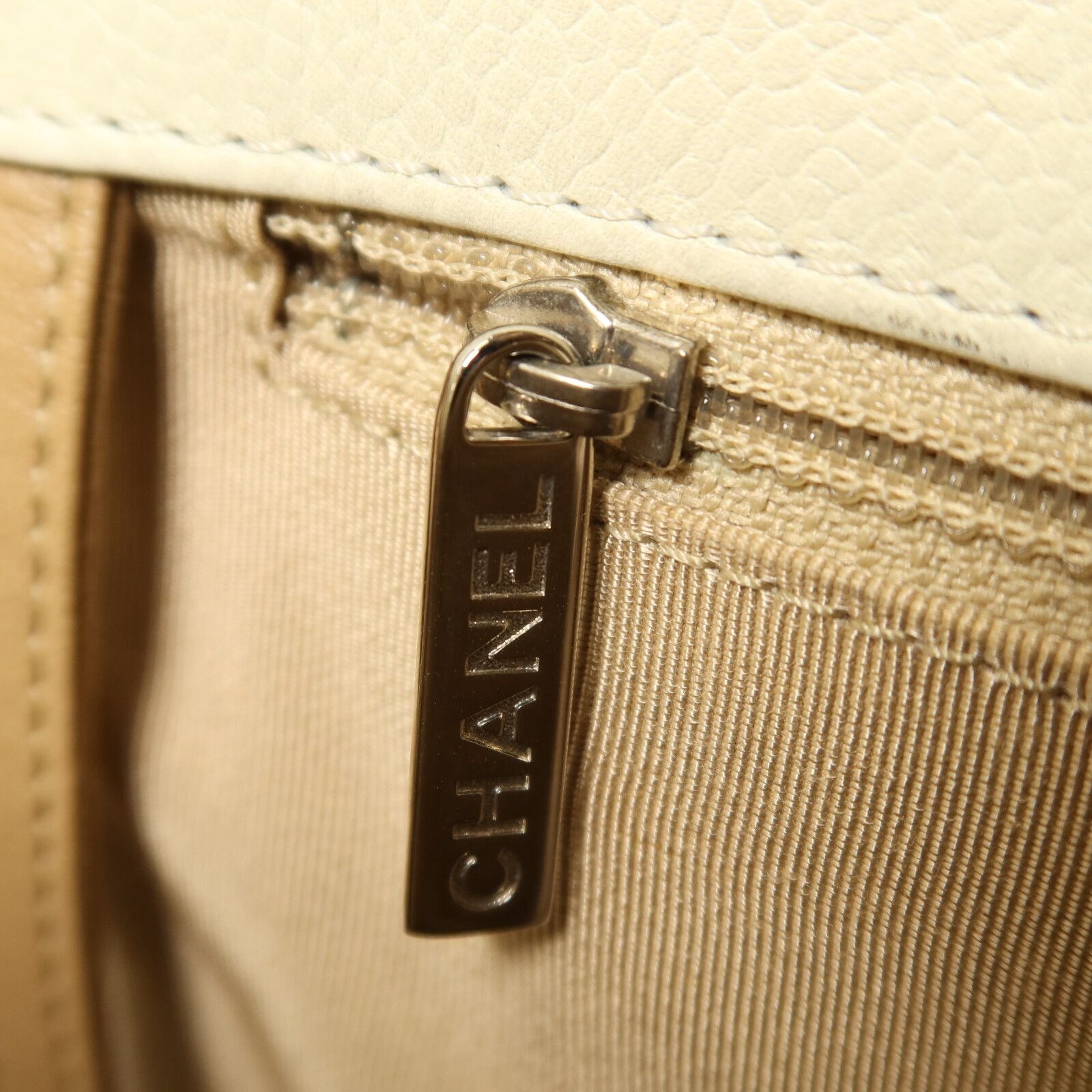 Caviar Leather Petite Shopping Tote (PST) w/SHW — view 13