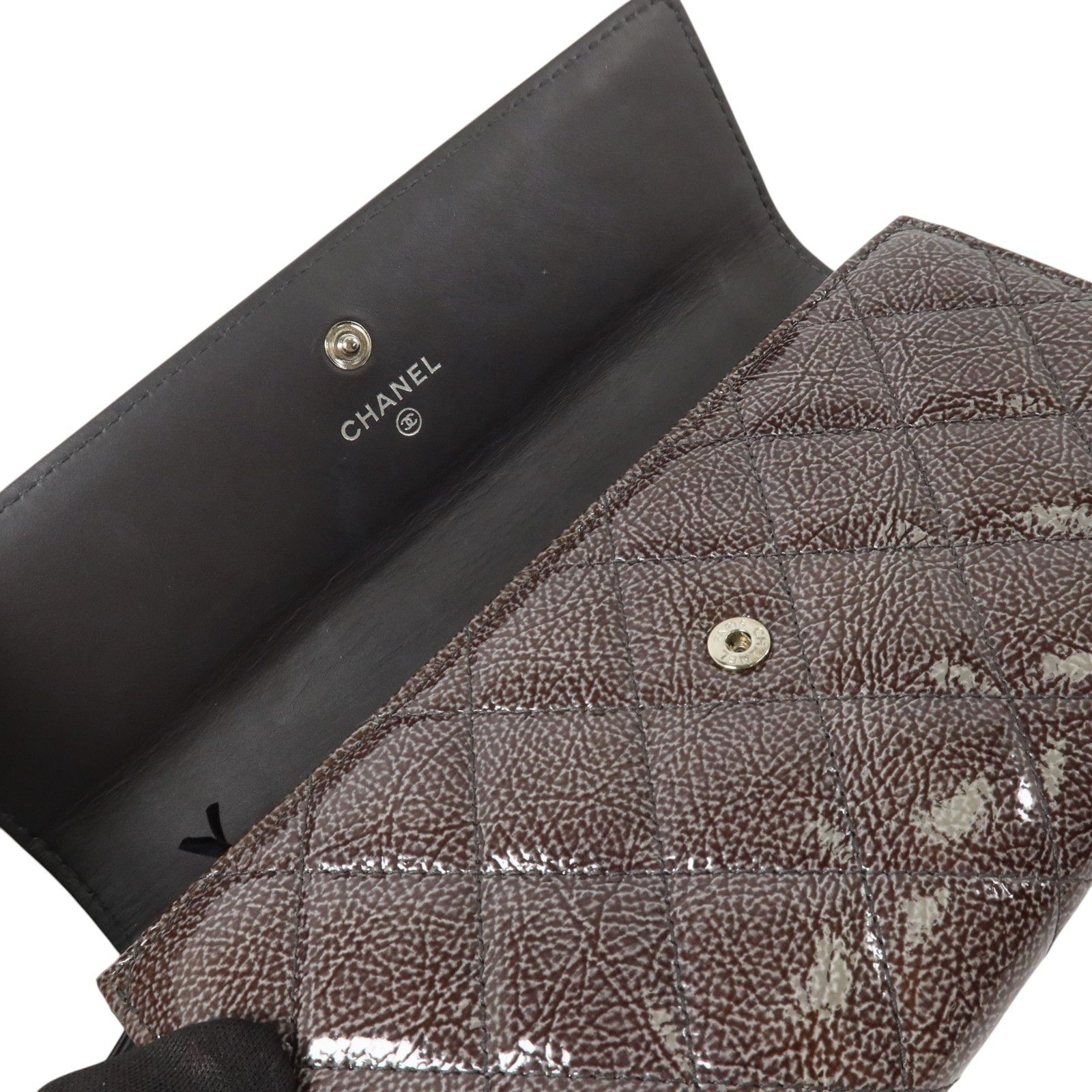 Gray Patent Crinkled Texture Calfskin Continental Wallet — view 16