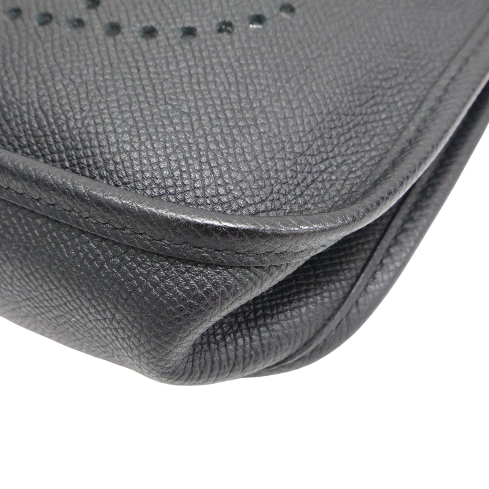 Evelyne 16 Shoulder Bag Noir Black Epsom Leather A Stamp — view 11