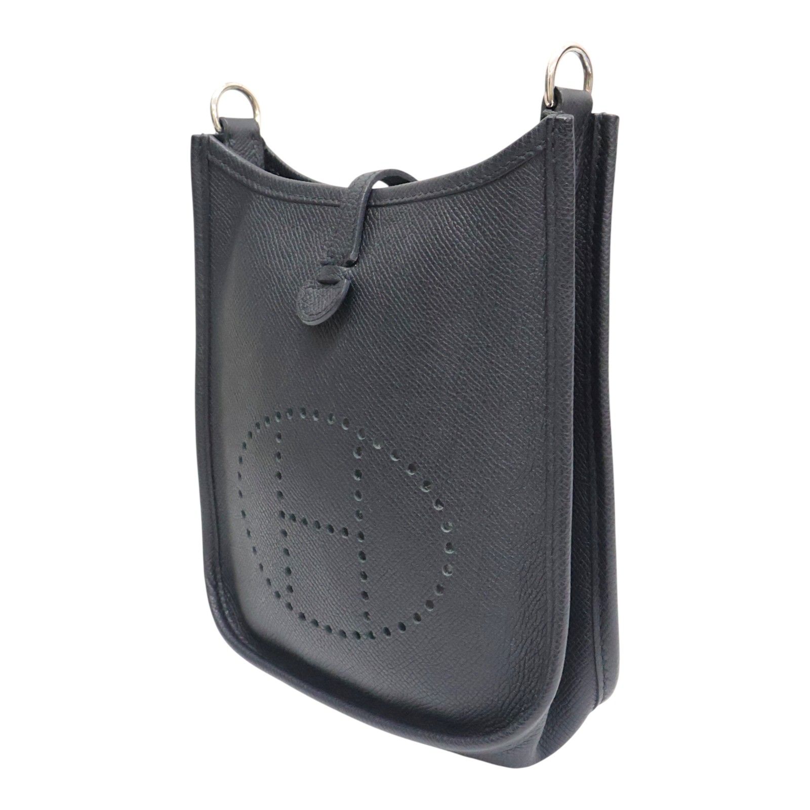 Evelyne 16 Shoulder Bag Noir Black Epsom Leather A Stamp — view 3