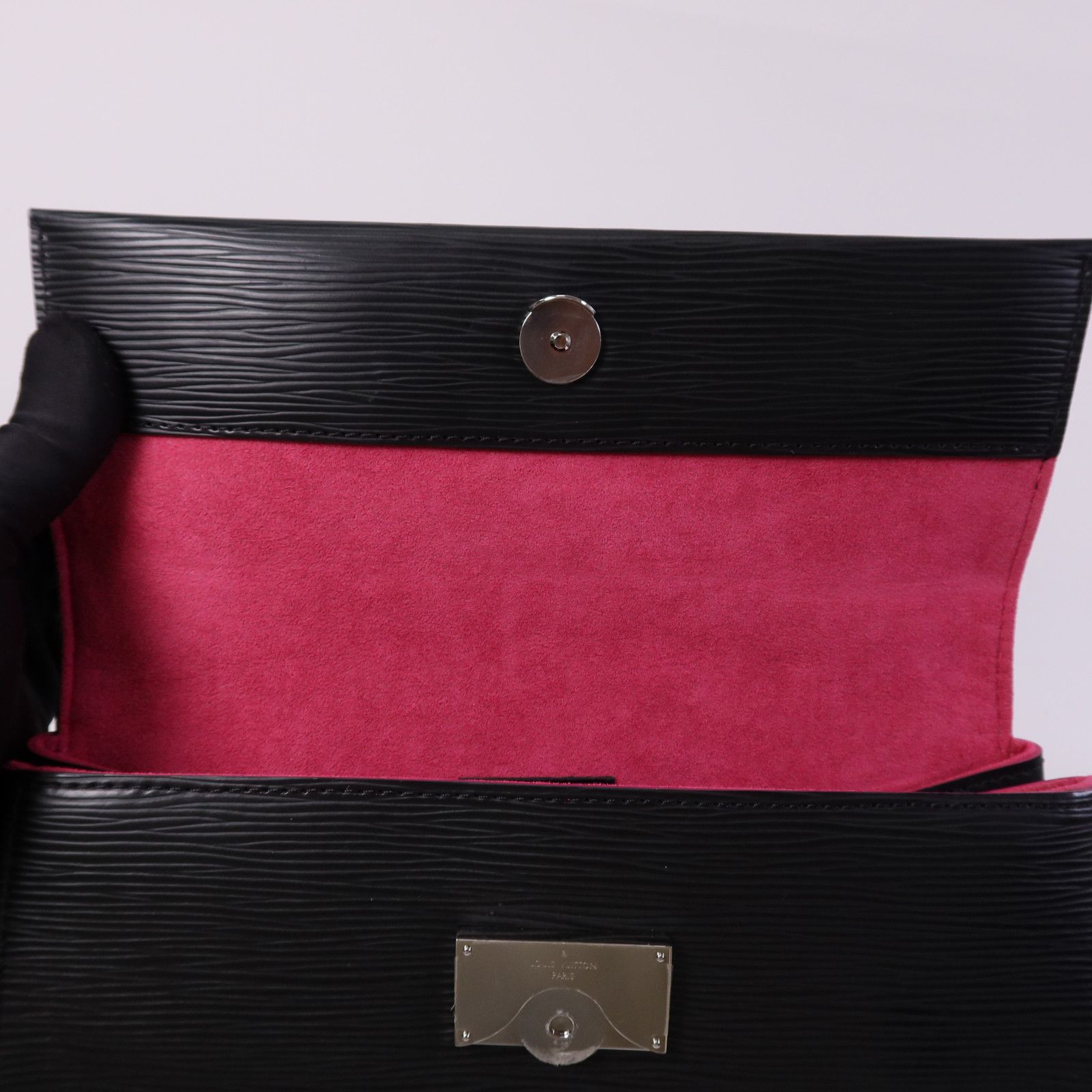 Epi Cluny Bb Ginko Hand-hound Shoulder Bag Black Pink Black/pink 2way Shoulder Bag M 54167 — view 12
