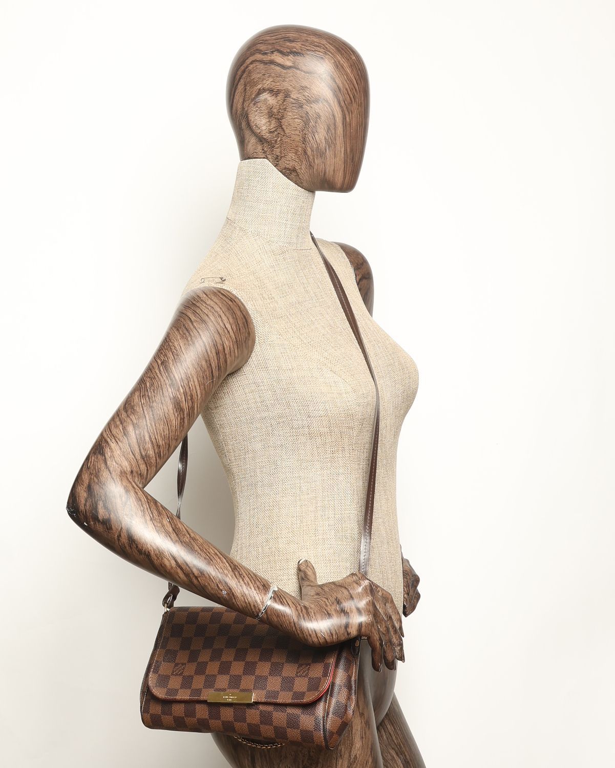 Damier Ebene Favorite MM Bag — view 11