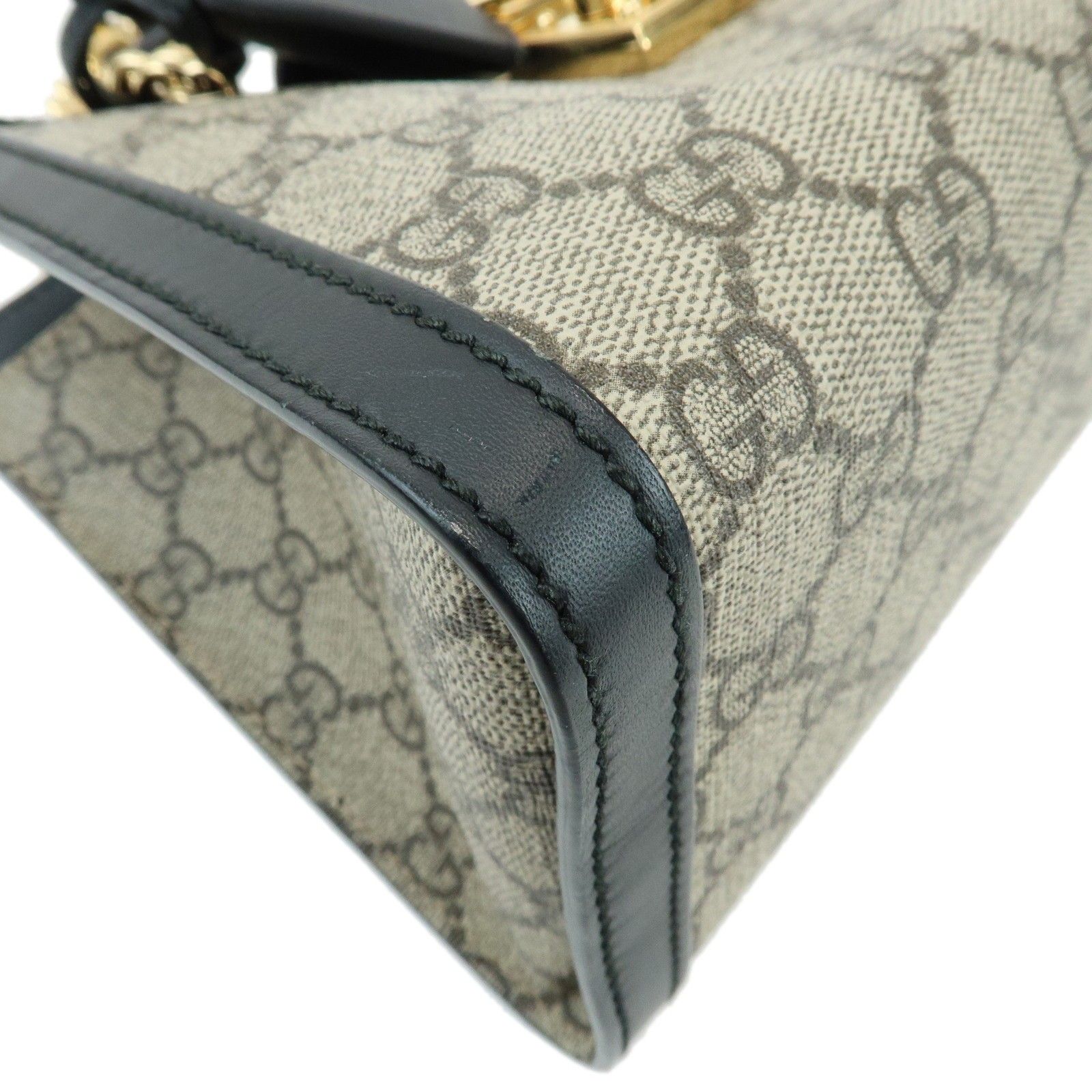 Padlock GG Supreme Leather Chain Shoulder Bag Beige Black 498156 — view 5