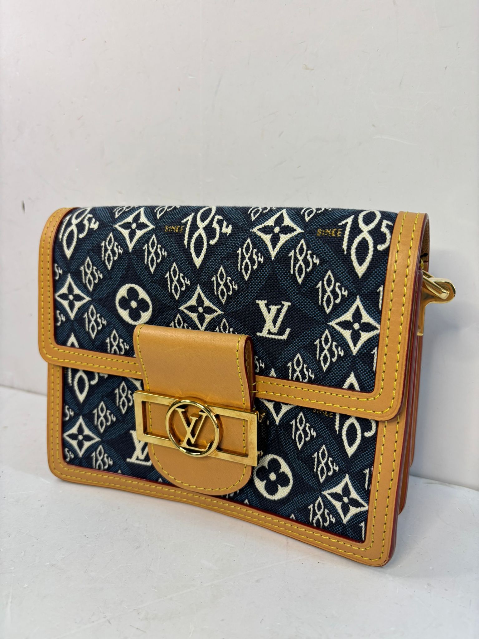 Dauphine Mini, Jacquard Since 1854 — view 2