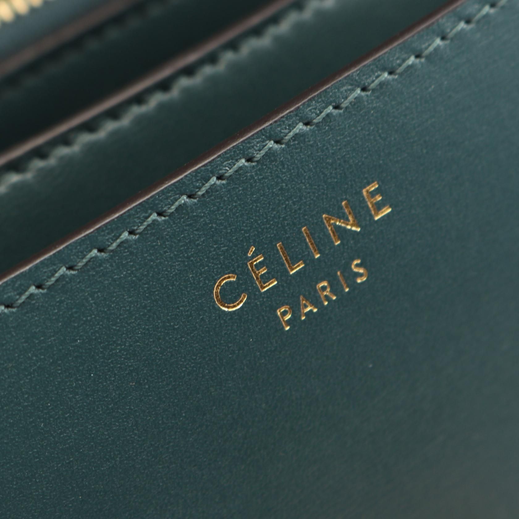 Classic Box Medium Shoulder Bag Green Leather — view 4