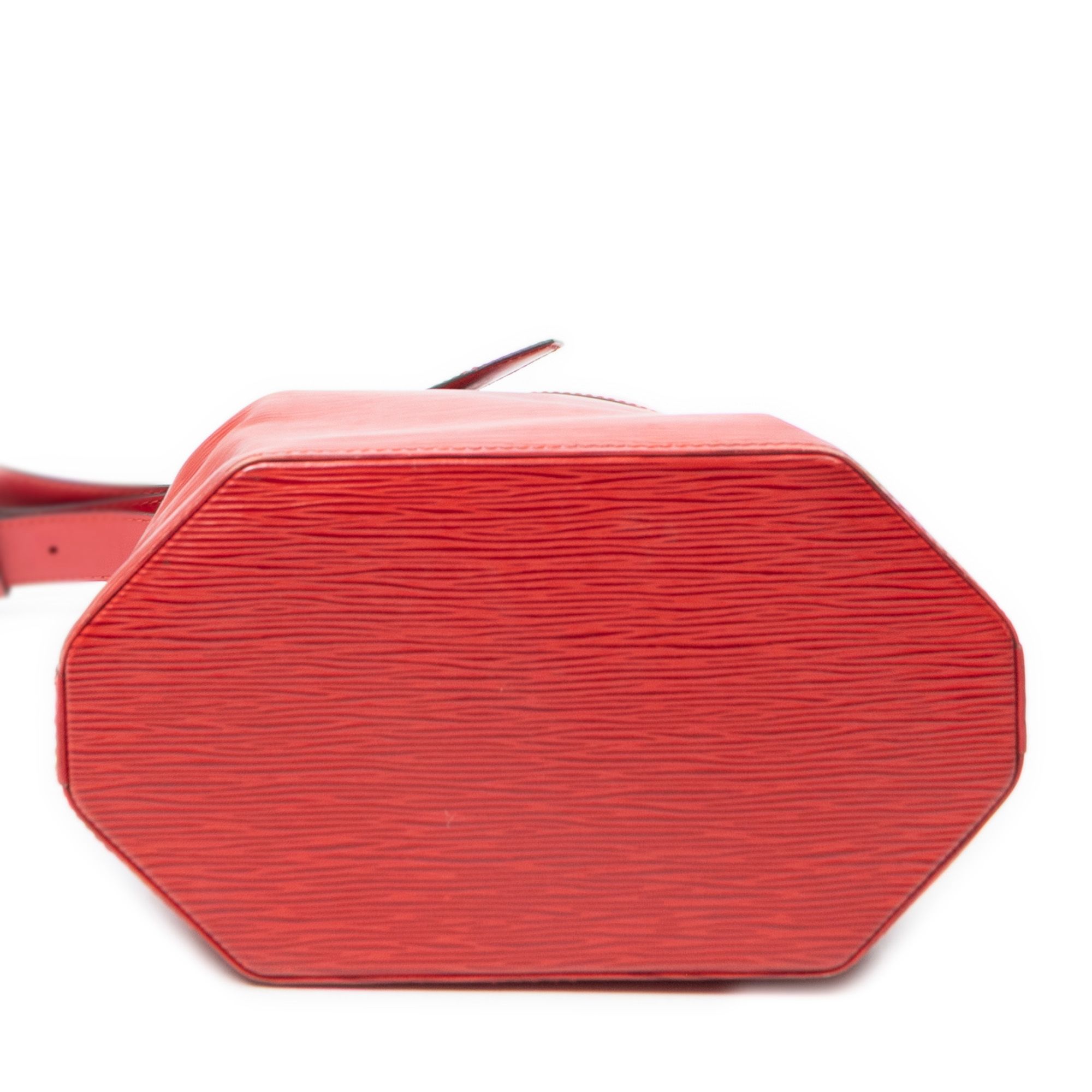 Sac D'Epaule PM Red Epi Golden Brass — view 6