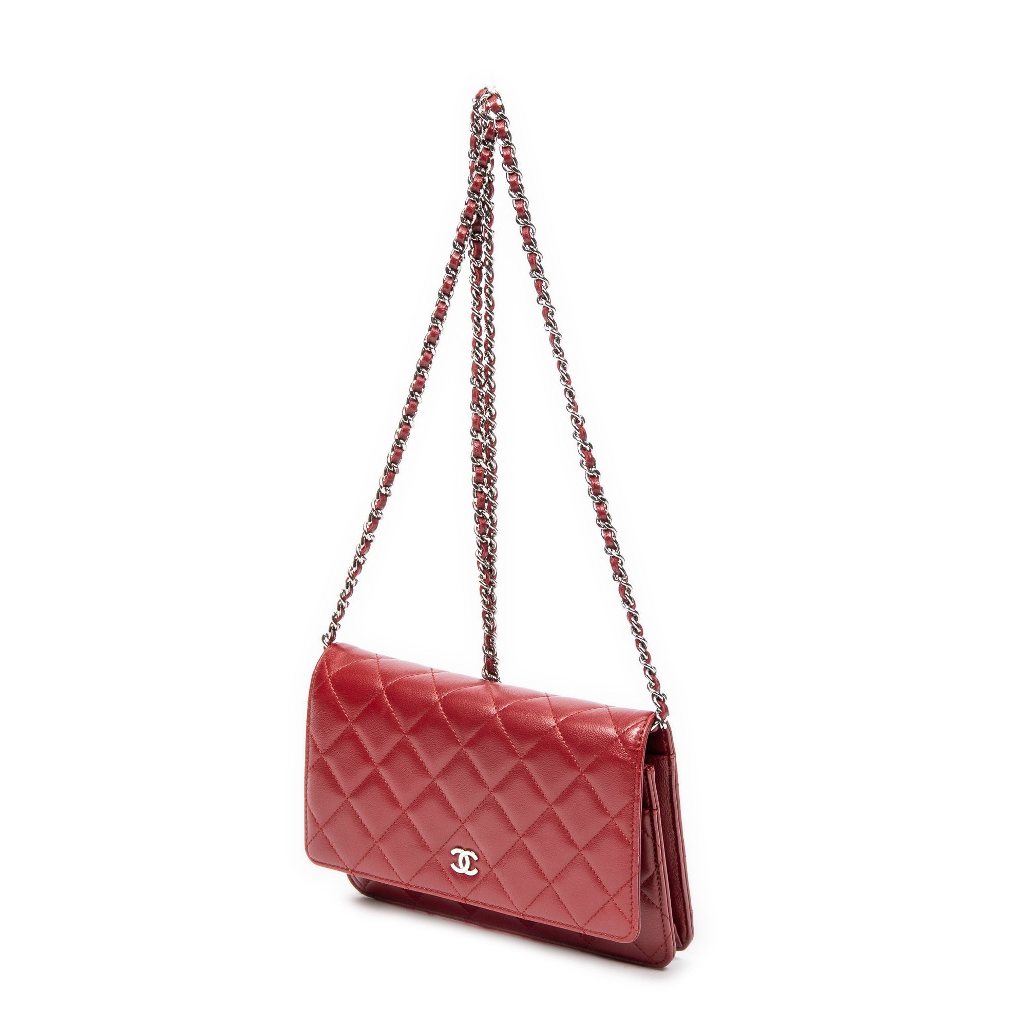 Classic Wallet on Chain Red Quilted Lambskin Leather Silver — view 2