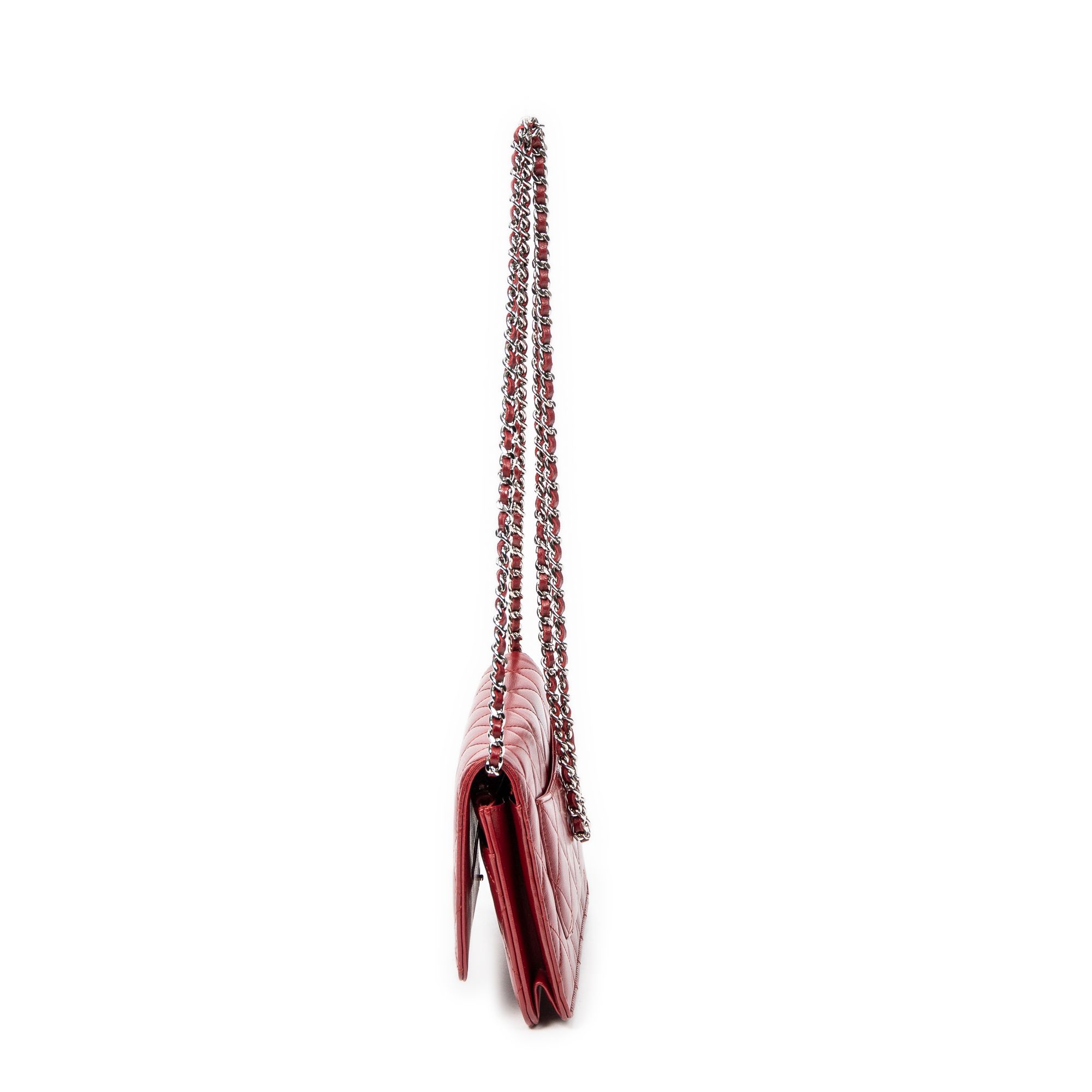 Classic Wallet on Chain Red Quilted Lambskin Leather Silver — view 3