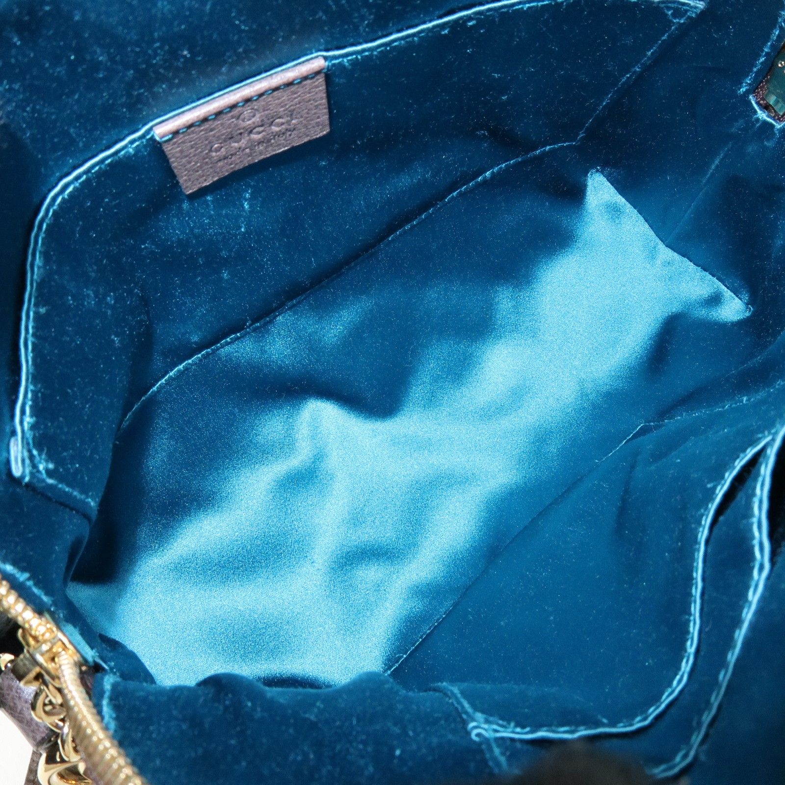 GG Supreme Small Ophidia Dome Shoulder Bag — view 20