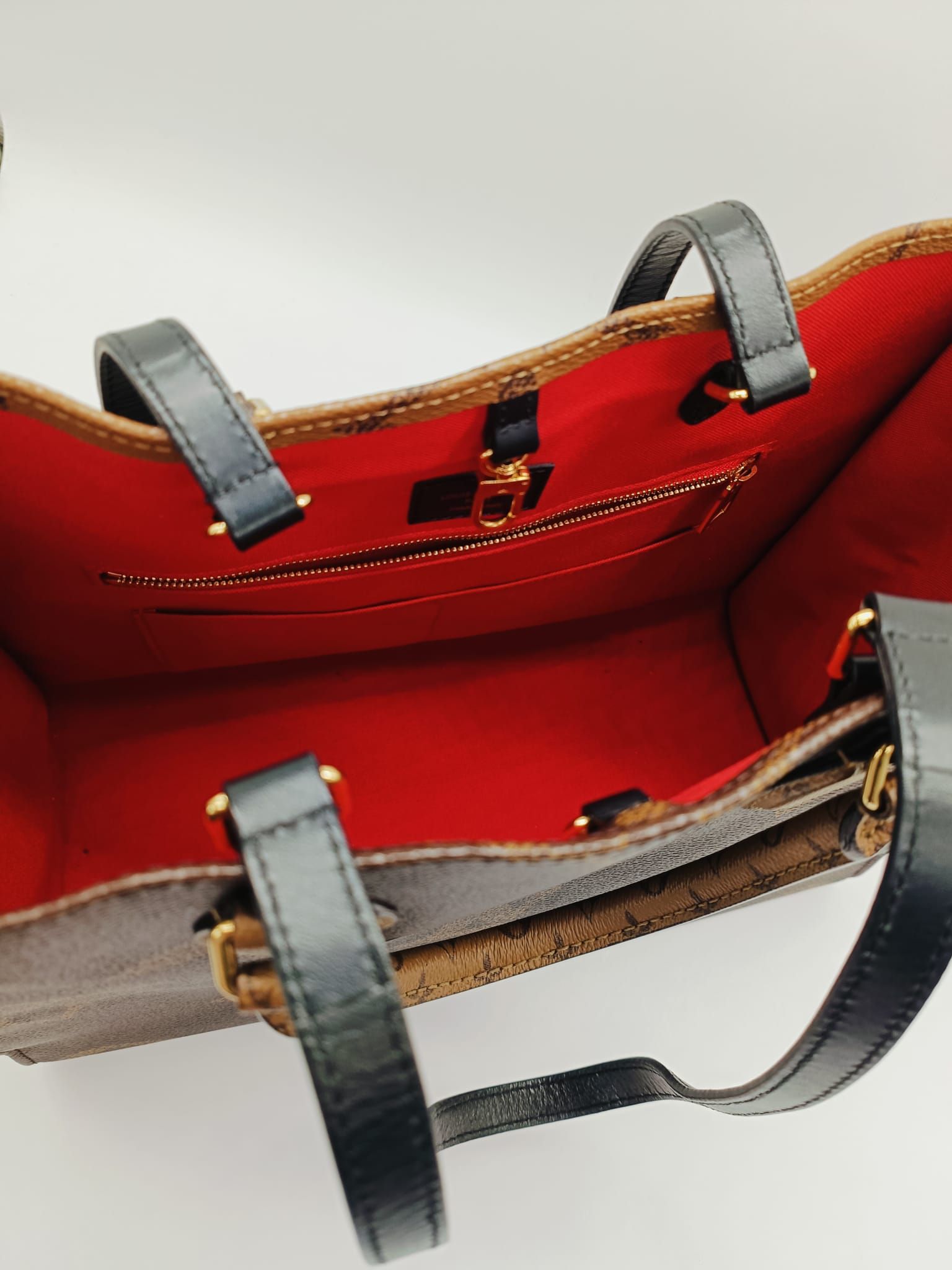 OnTheGo NM MM, Monogram Giant — view 4